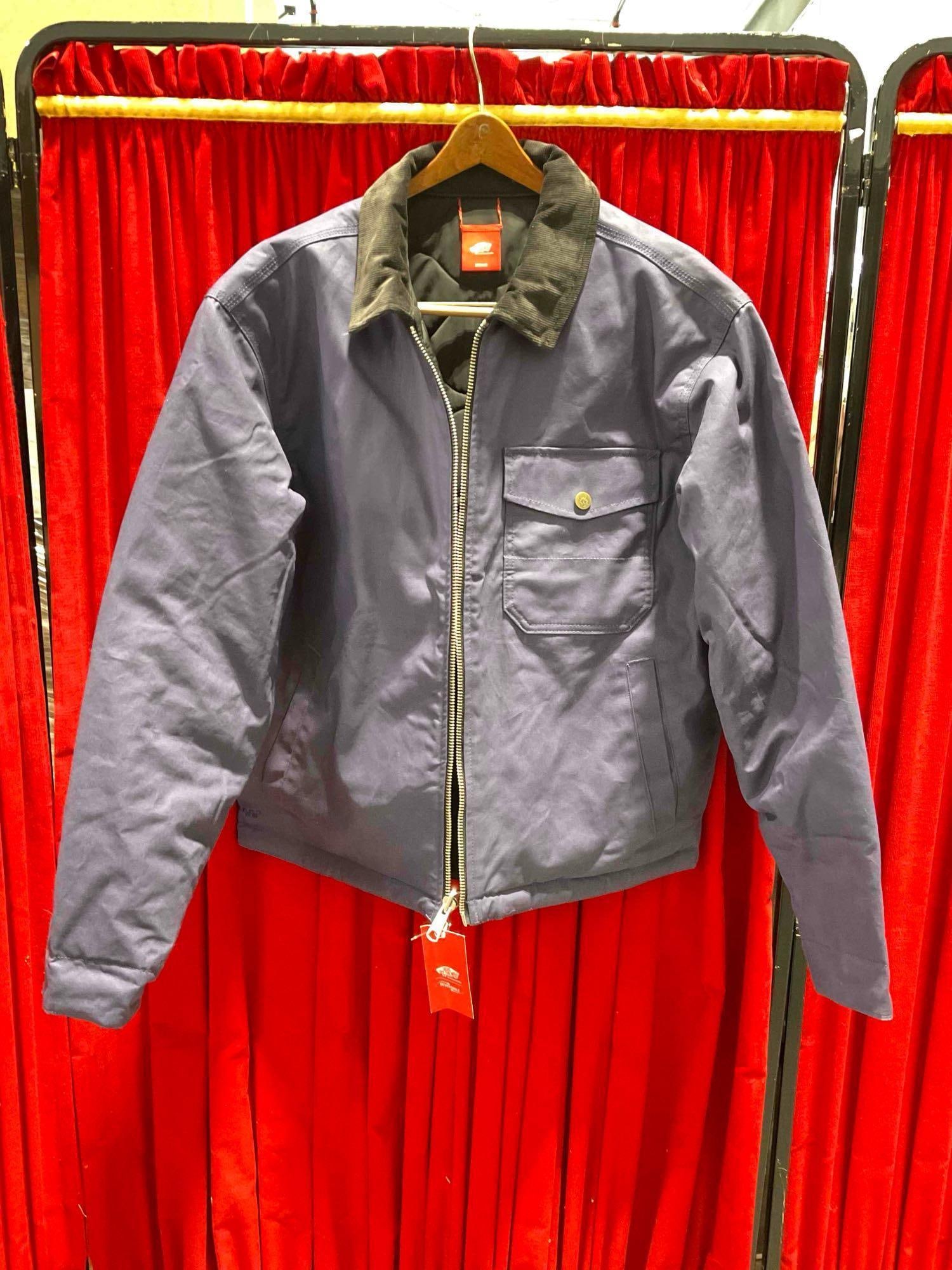 Vans Off the Wall Purple Skate Garage Canvas Reversible Jacket, Size M. LNWT. Good Condition.: Vans Off the Wall Purple Skate Garage Canvas Reversible Jacket, Size M. LNWT. Good Condition. Still has original tags, originally priced at $120. Minor wear and wrinkles indicative of use, otherwise