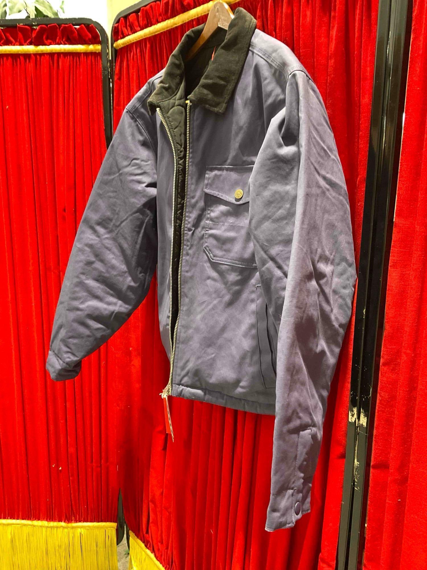 Vans Off the Wall Purple Skate Garage Canvas Reversible Jacket, Size M. LNWT. Good Condition. - 3