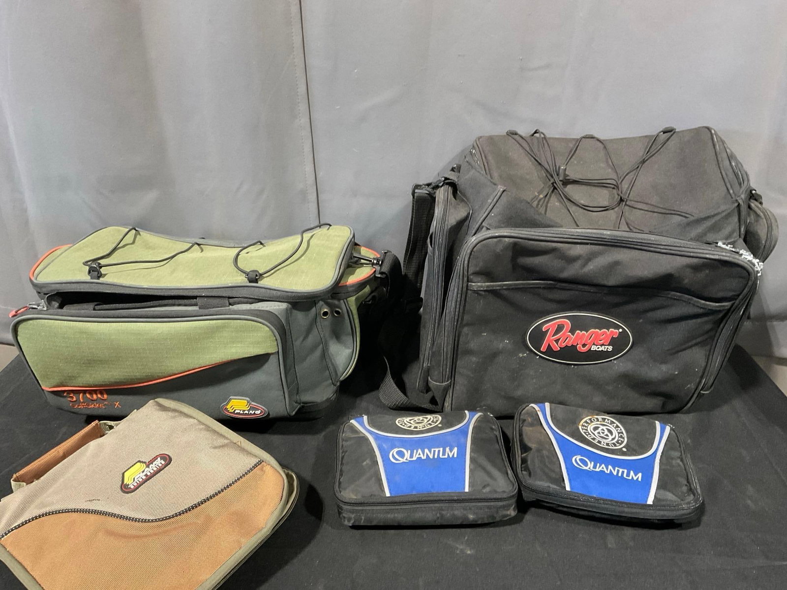 Plano Softsider X 3700, Ranger Boats Bag, 3 Fishing Lure Bags: Appears to be in good shape. The piece measures approx 12h x 21w x 13d inches. See pics. E-5600