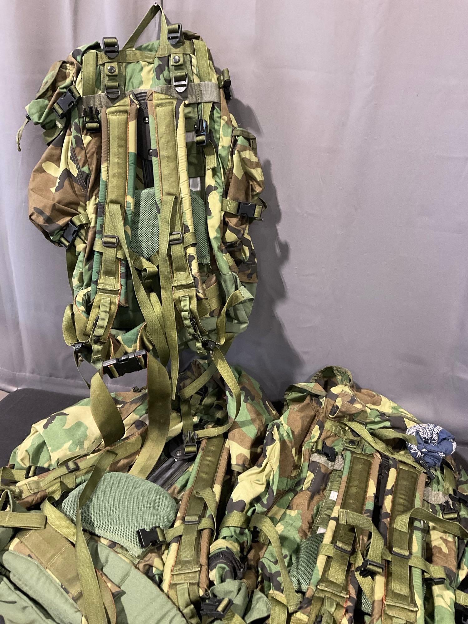3x Vintage US Military Woodland Camo Backpacks, Large Field Packs, Internal Frame - 5