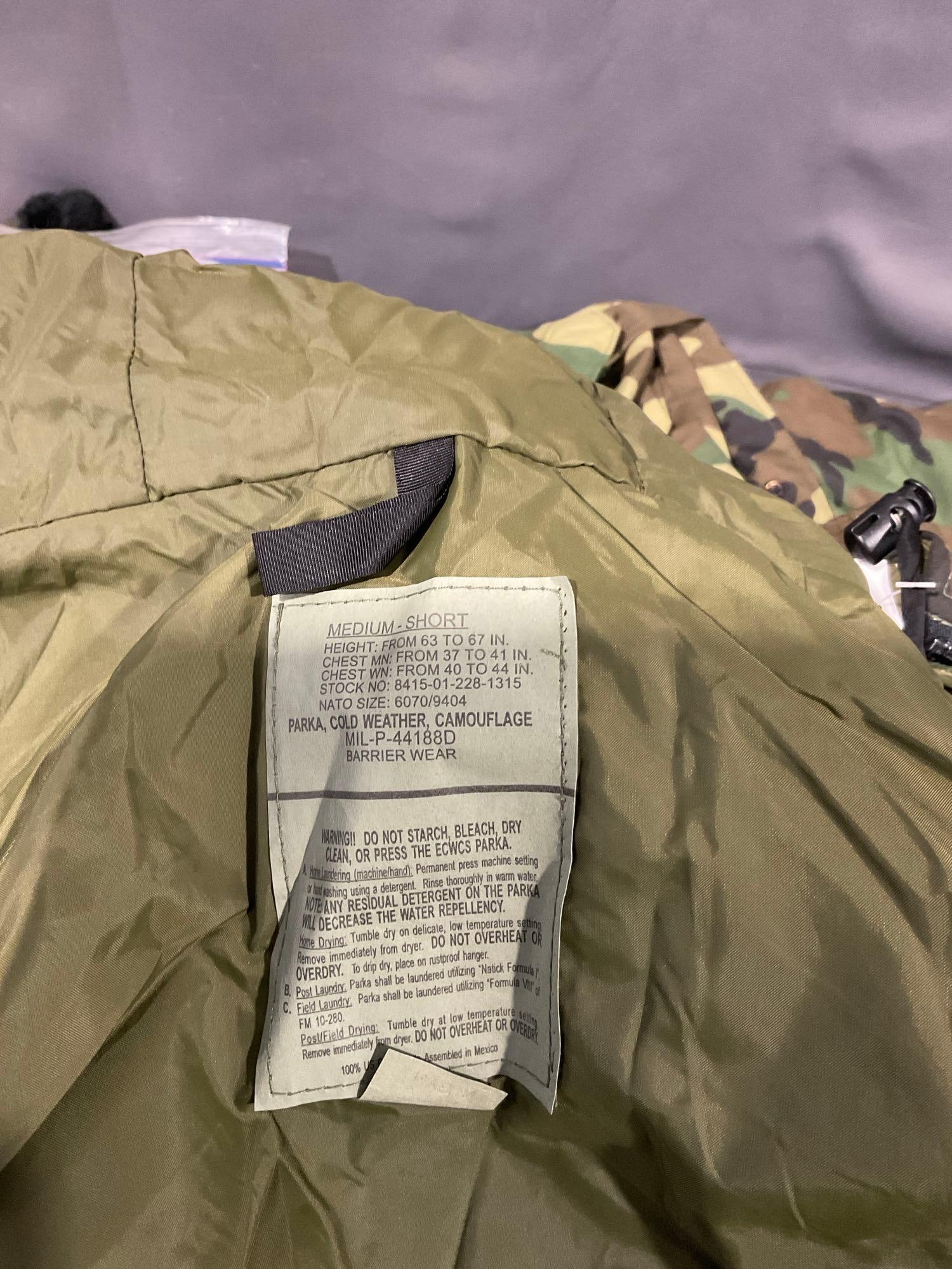 US Military Woodland Camo 1990s, Clothes, Cold Weather Coat, Cold Weather Parka & More - 5