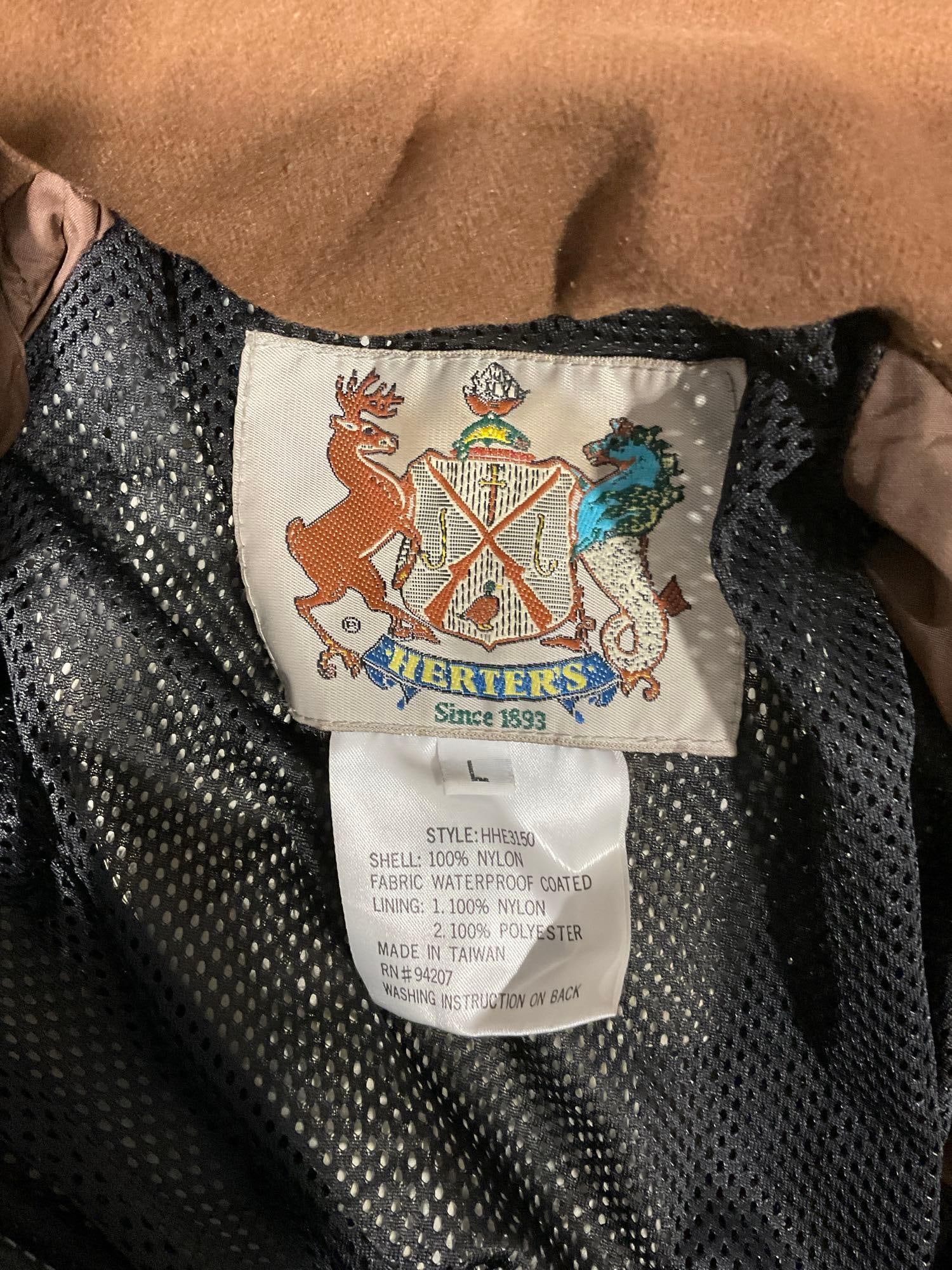Hunting Clothes, Parkas, 3x Herters Coat, Medium & Large, Bomber Jacket, 10x Medium, & more - 4
