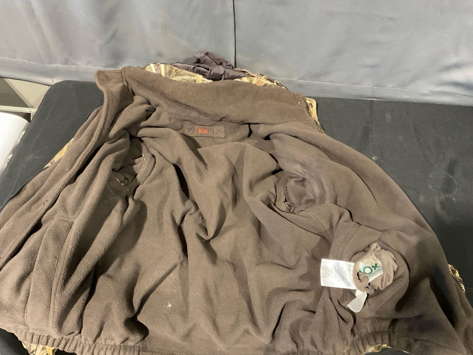 Hunting Clothes, Parkas, 3x Herters Coat, Medium & Large, Bomber Jacket, 10x Medium, & more - 8