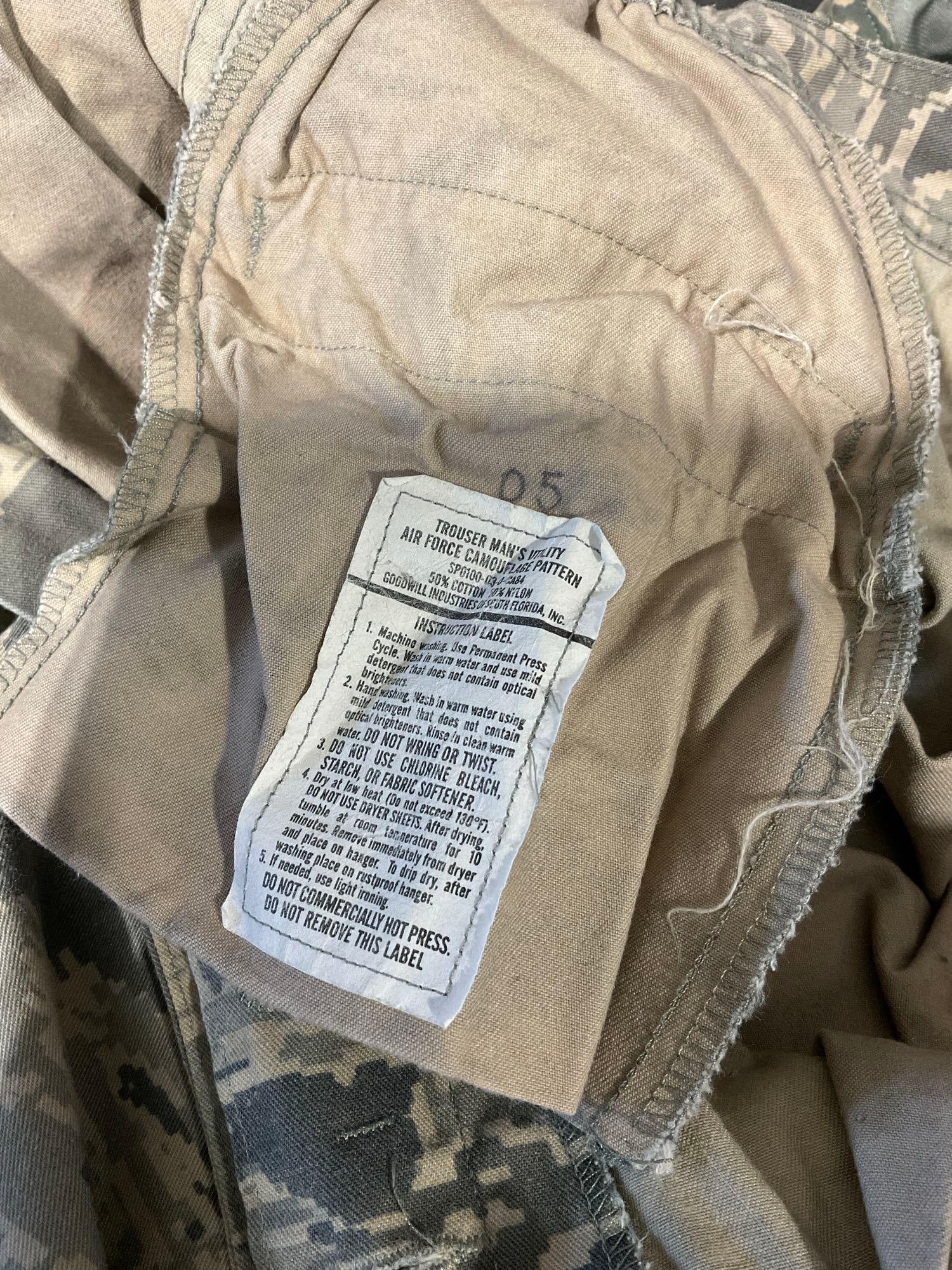 Air Force digital camo Fatigues, Several Utility Coat & Trousers, Size Medium & 34S - 6