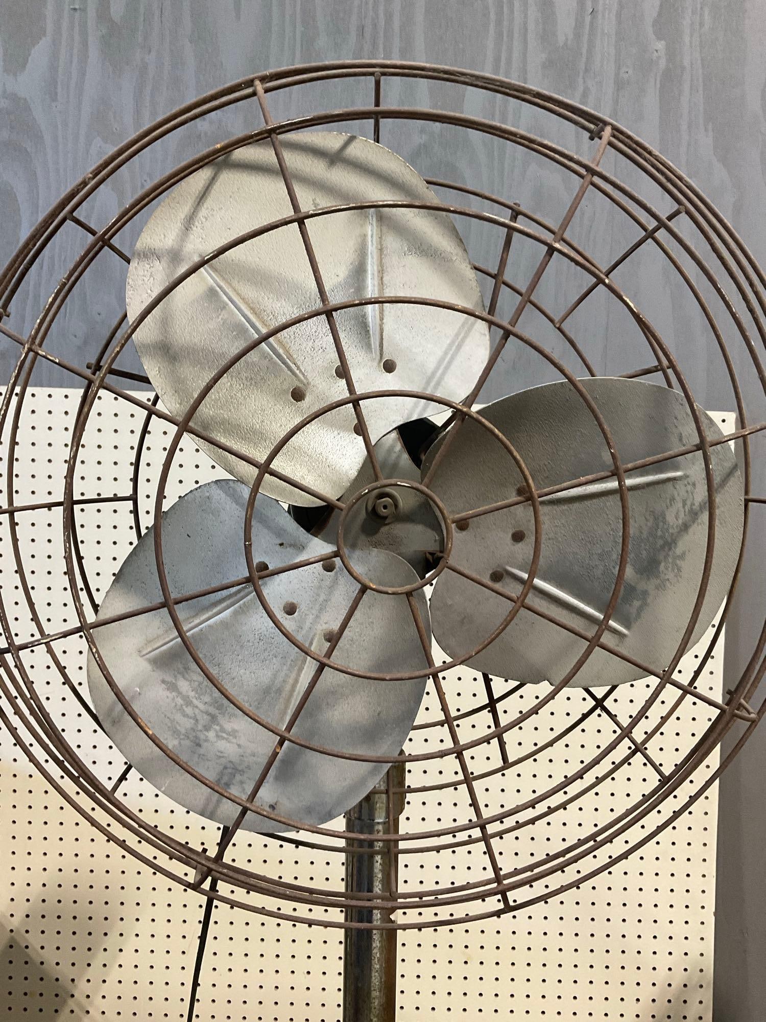 Vintage Westinghouse Pedestal Fan, 22 inch wide, 3 round blades - 2