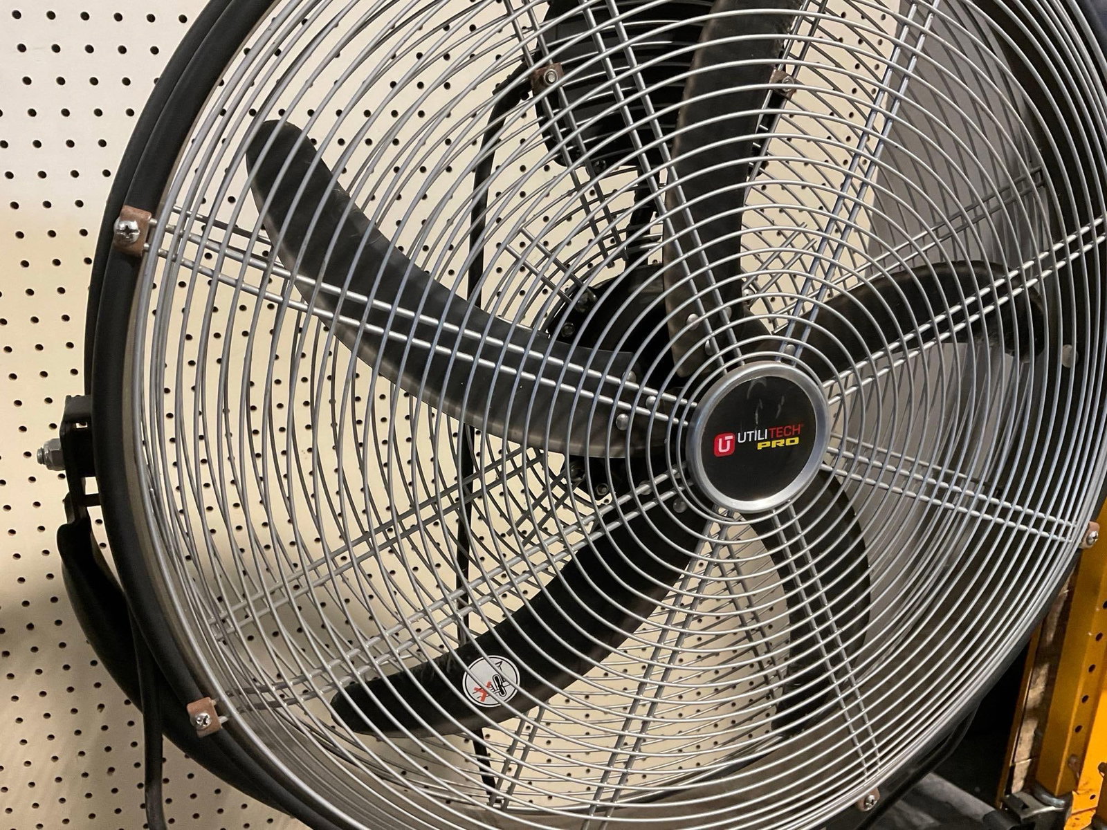 Utilitech Pro Model HVP-20S-OD Pedestal Fan, tested & working, 20 inch wide, 5 small fan blades - 2