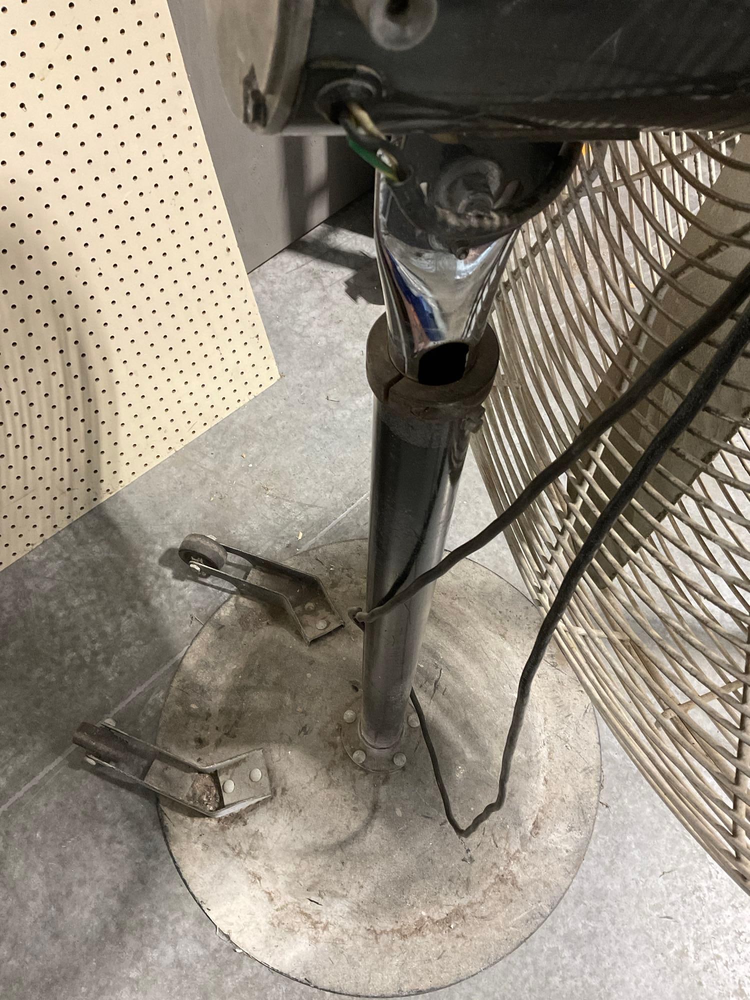 Large Industrial Pedestal Fan, The Chiller, needs rewiring, tested & powers on - 5