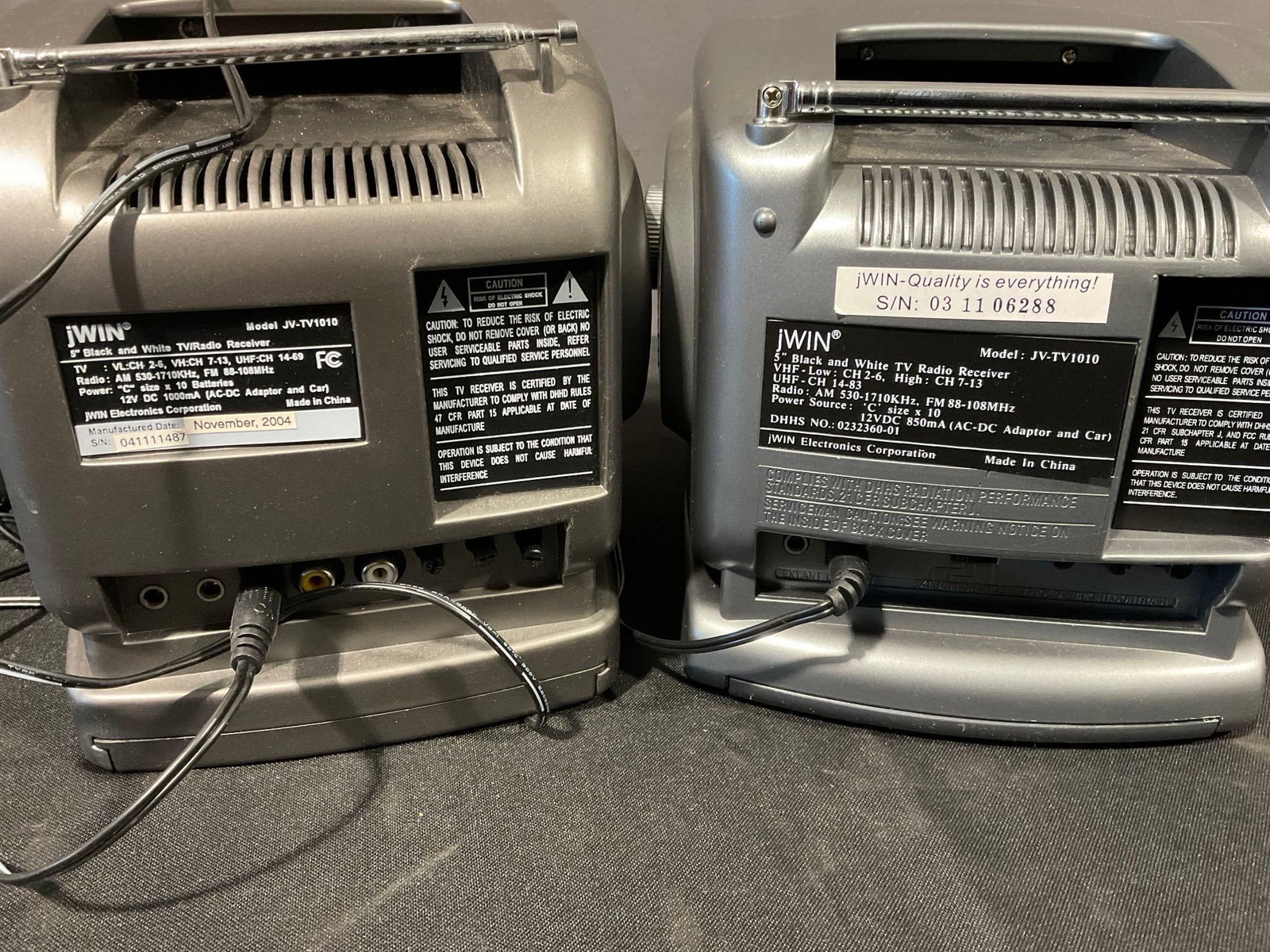 2x JWIN 5 inch Black & White TV Radio Receiver, model JV-TV1010 - 2