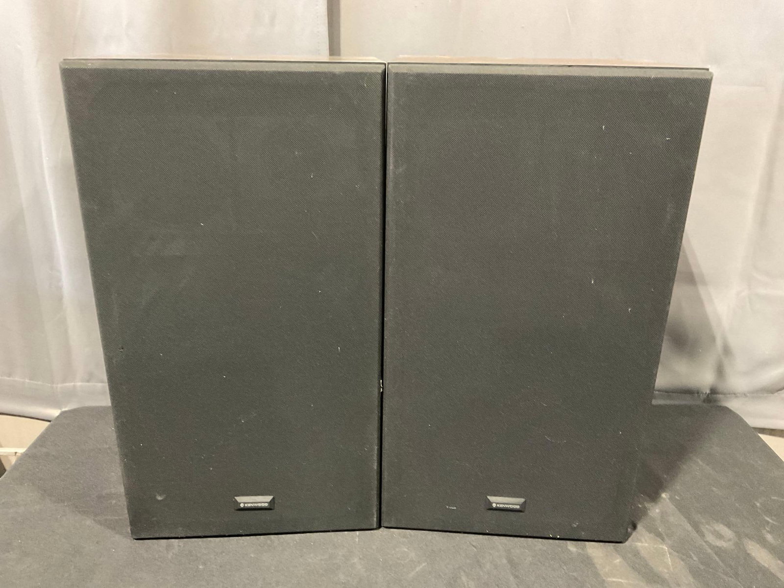 2 Kenwood Speakers, LSK-500D, 3 Way Speaker Systems, 25h x 14w x 21d inches together (1 of 5)