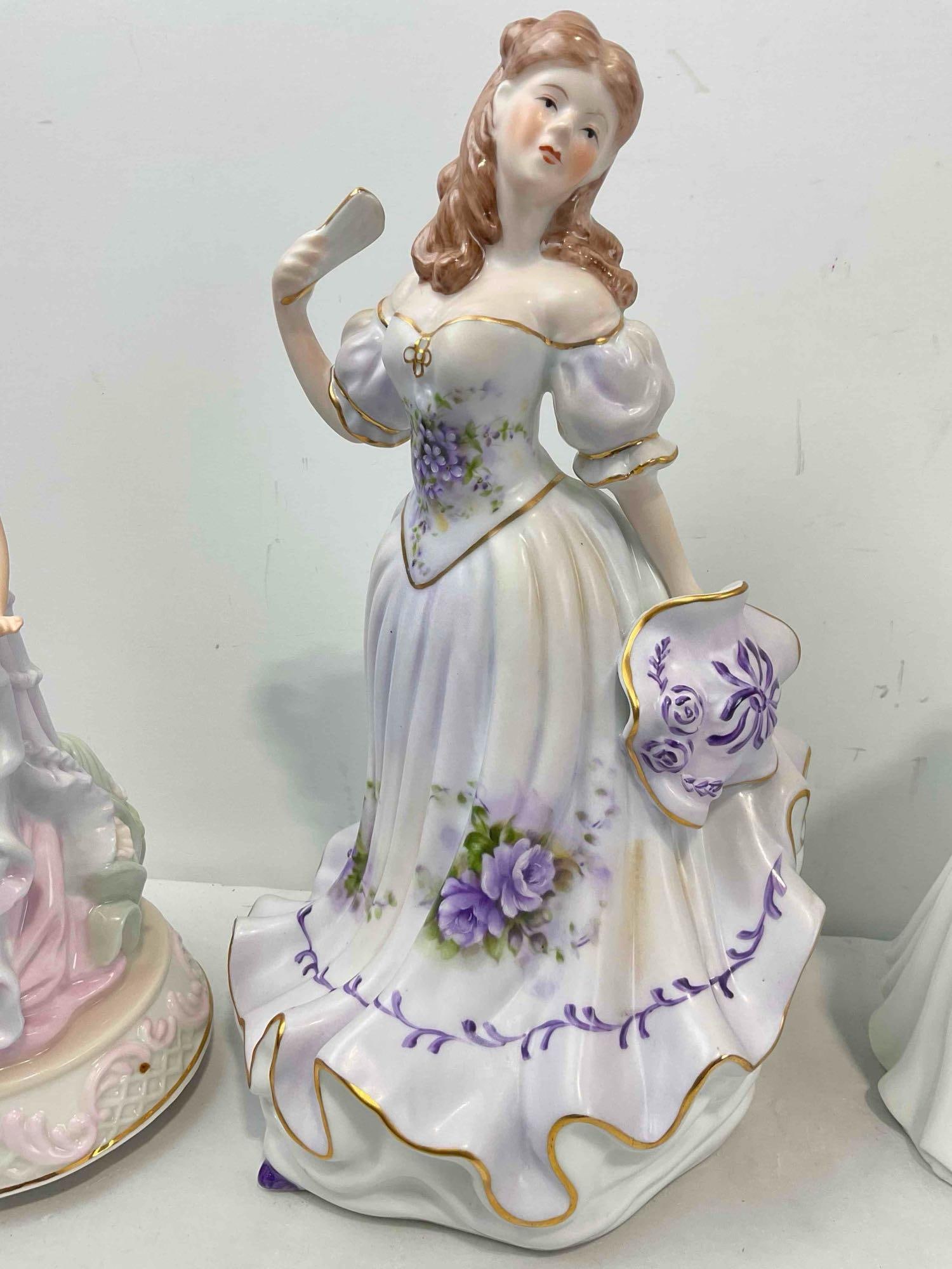 4 pcs Figural Ceramic Music Boxes, 3x Ladies & 1x Wedding Couple. Very Good Condition. - 3