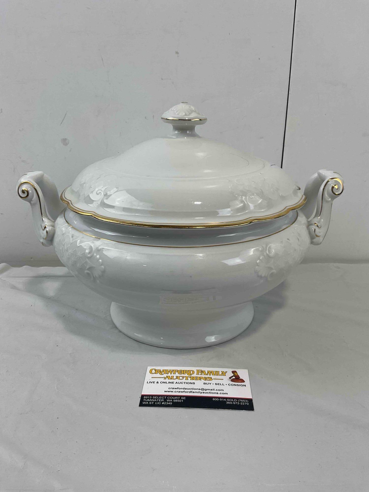 Vintage White & Gold Glazed Ceramic Soup Tureen. Excellent Condition. See pics. - 5
