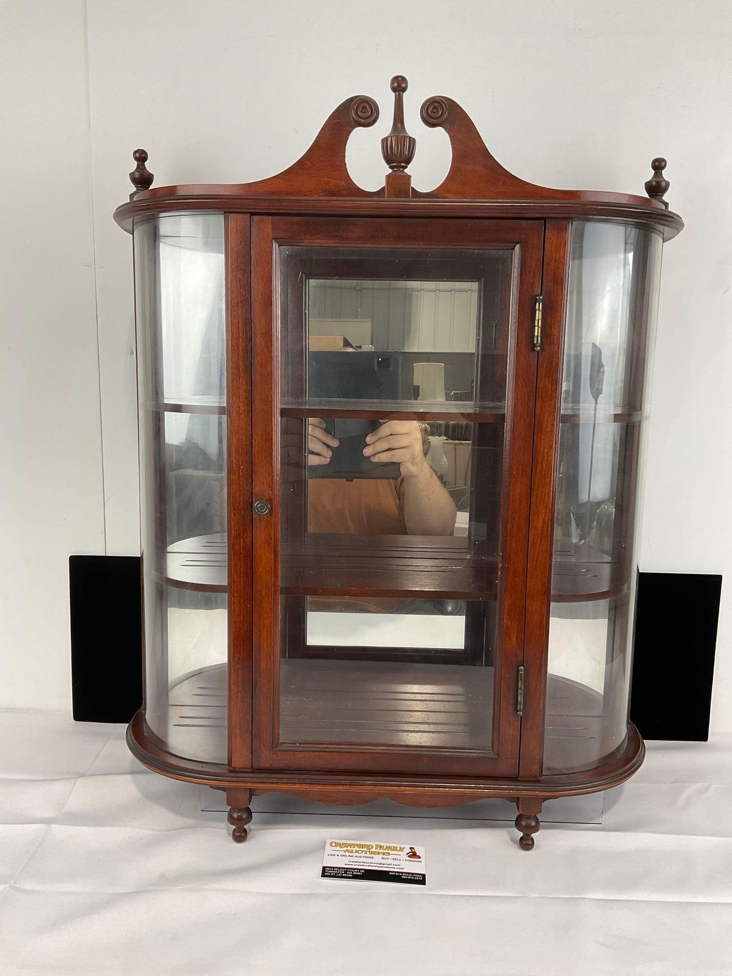 Federal Style Wall Hanging Curio Cabinet, Curved Glass Sides, Mirrored back, 3 shelves, 27x21x4 i...: Appears to be in good shape. The piece measures approx 27h x 21w x 4d inches. See pics. E-5860 *Freight Required if shipped, Buyer Arranged/Responsibility*