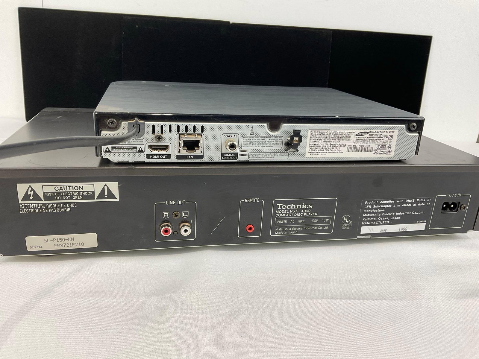 Technics model no. SL-P150 CD Player & Samsung Blu-Ray Disc Player, missing 1 power cable - 4