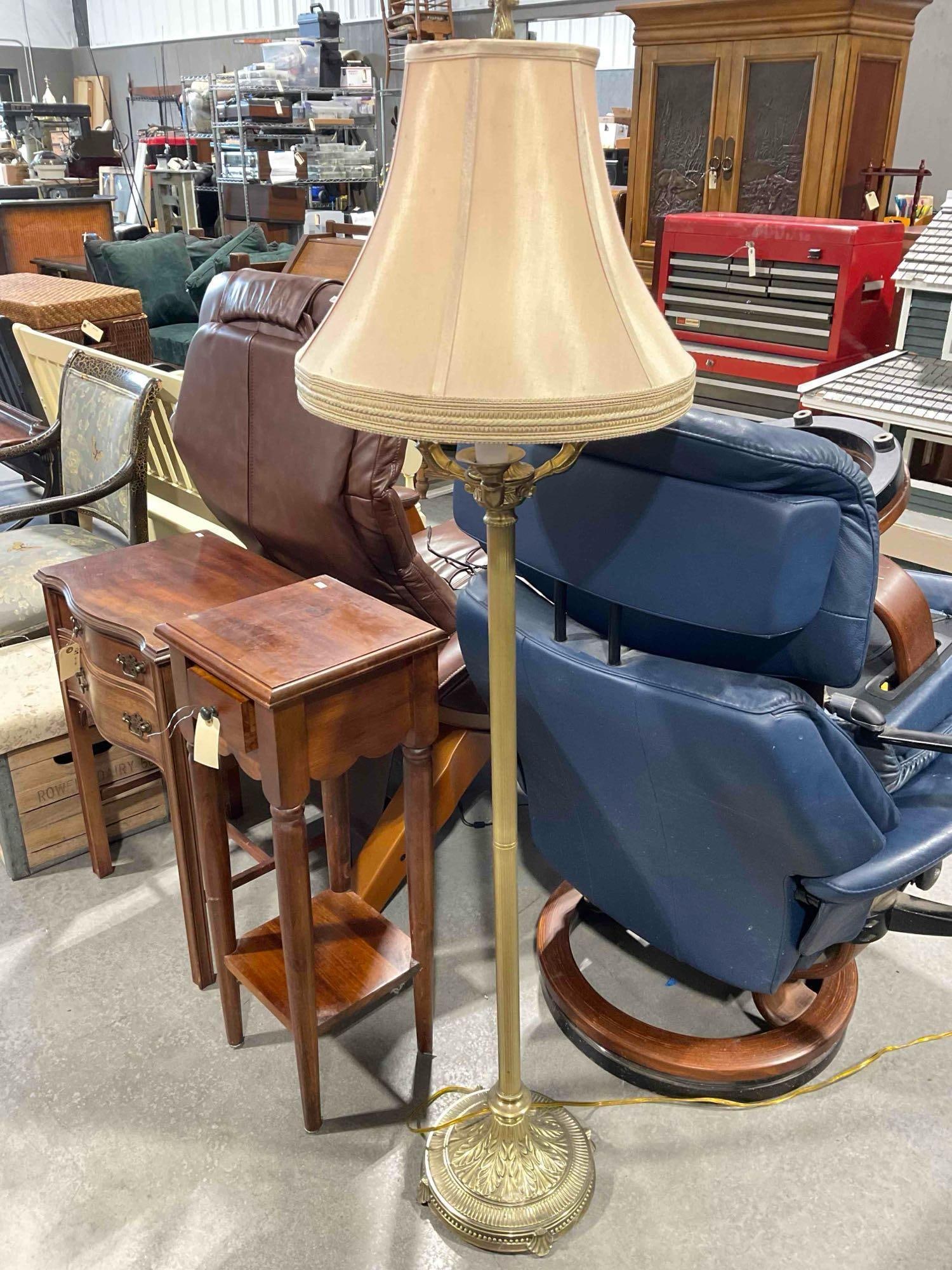 Vintage Brass Floor Lamp w/ 4 Lights & Cream Fabric Shade. Tested, Works. Good Condition. - 5