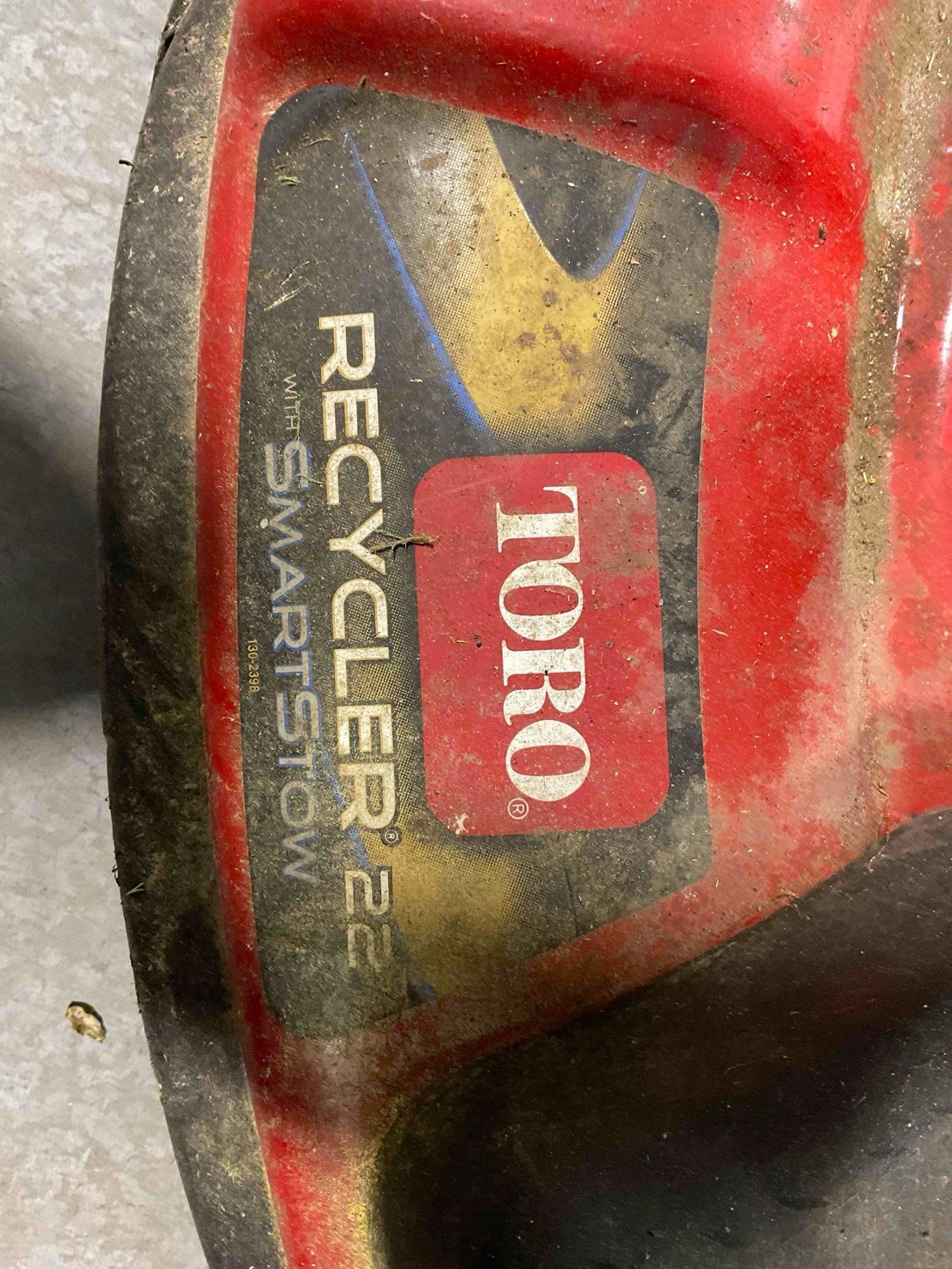 Toro Recycler 22" Gas Powered Lawn Mower w/ SmartStow. Tested, Works. Good Condition. - 2