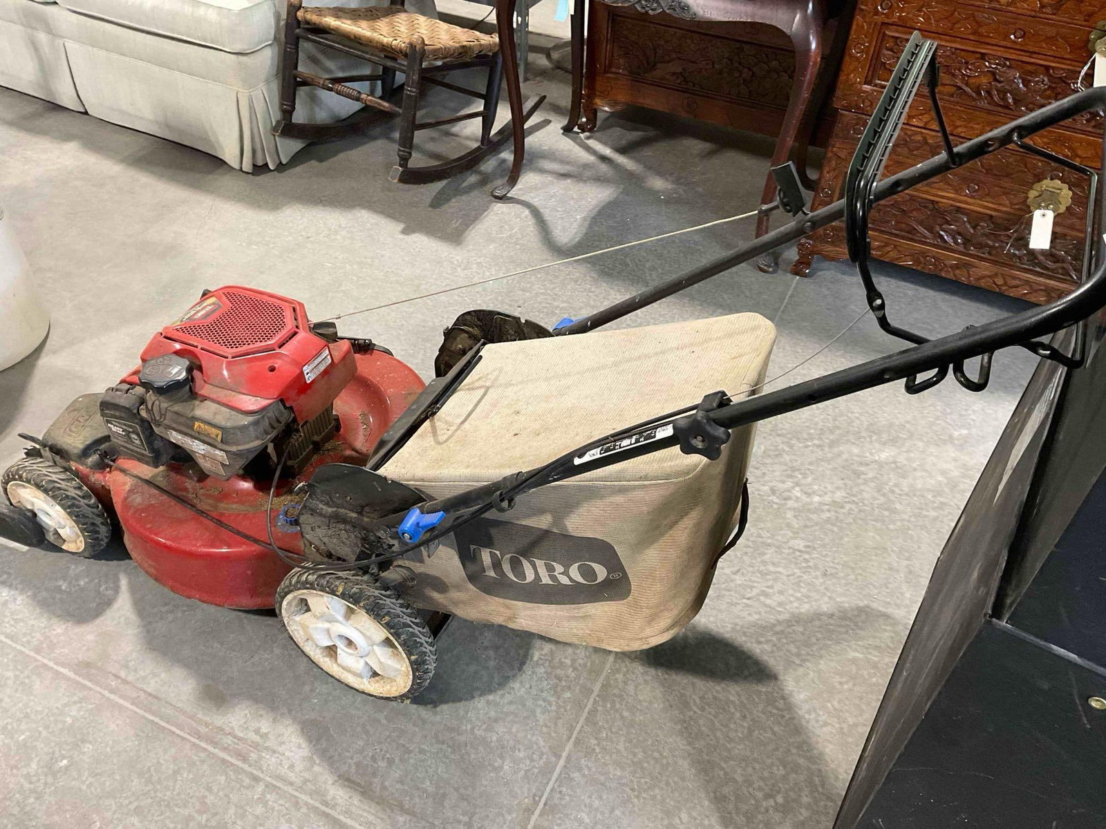 Toro Recycler 22" Gas Powered Lawn Mower w/ SmartStow. Tested, Works. Good Condition. - 5