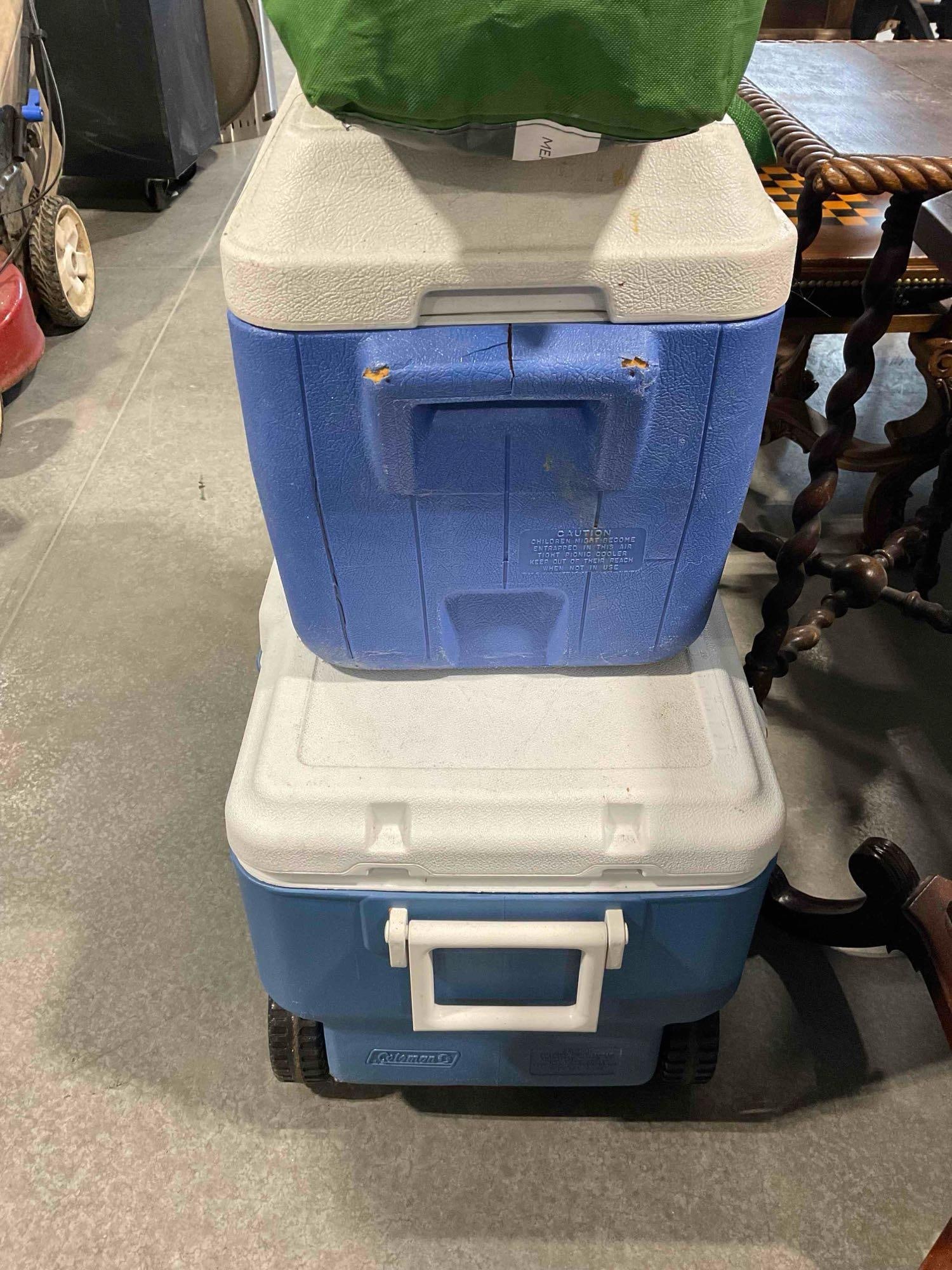 3 pcs Coleman Camping Gear, incl. 2x Plastic Coolers & 1x Meadowfalls 5 Person Tent. See pics. - 3