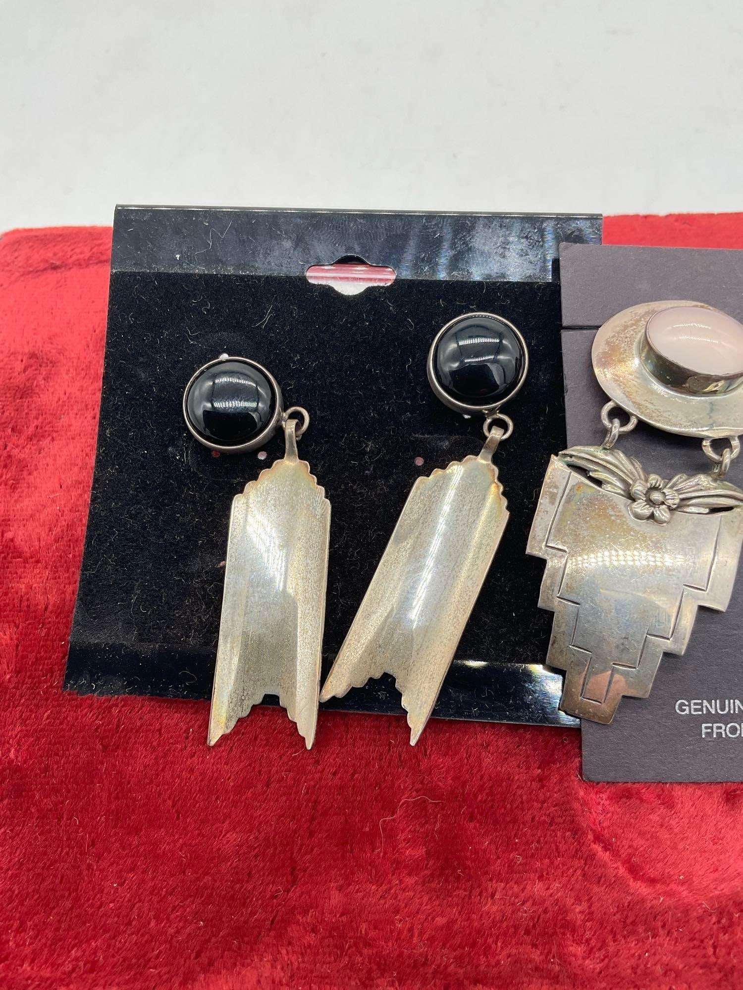 2 pair Of Sw Native American Sterling Silver earrings w/ Pink Shell & Onyx - Carol Felley & Nakai - 3