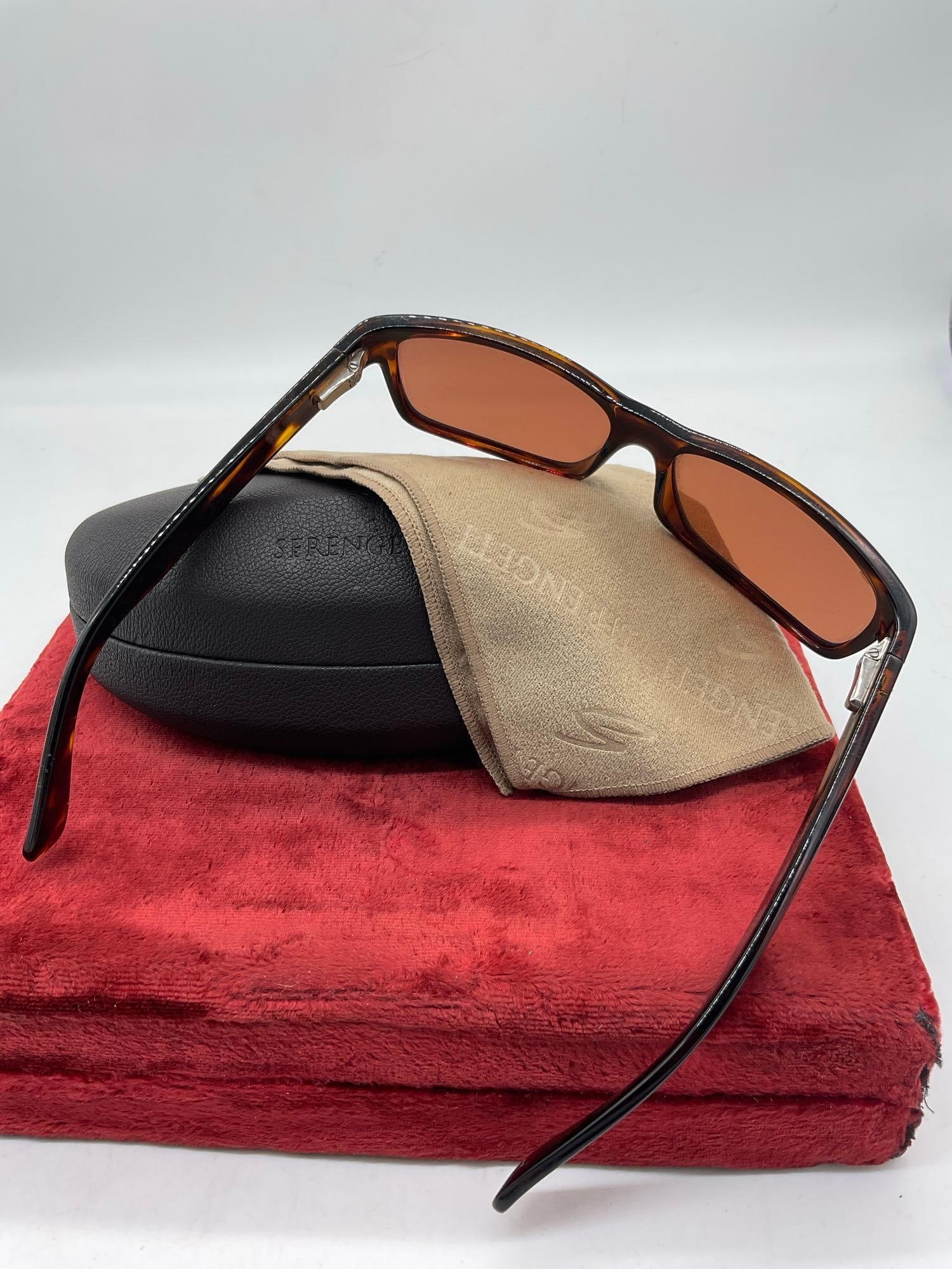 Vintage Pair of High end Men's Serengeti fontana 7408 Sunglasses in OG case Nice conditon - 3