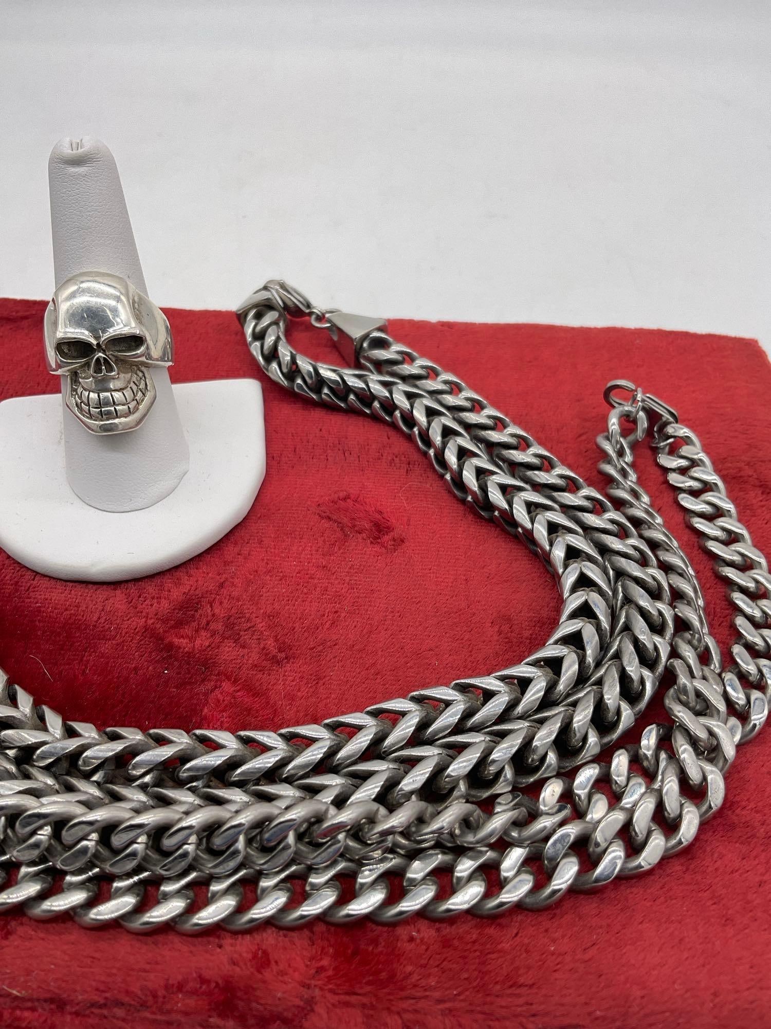 Vintage Sterling silver Men's Skull ring sz 9 , & 2x Stainless Steel Men's Necklaces one marked Vf - 3