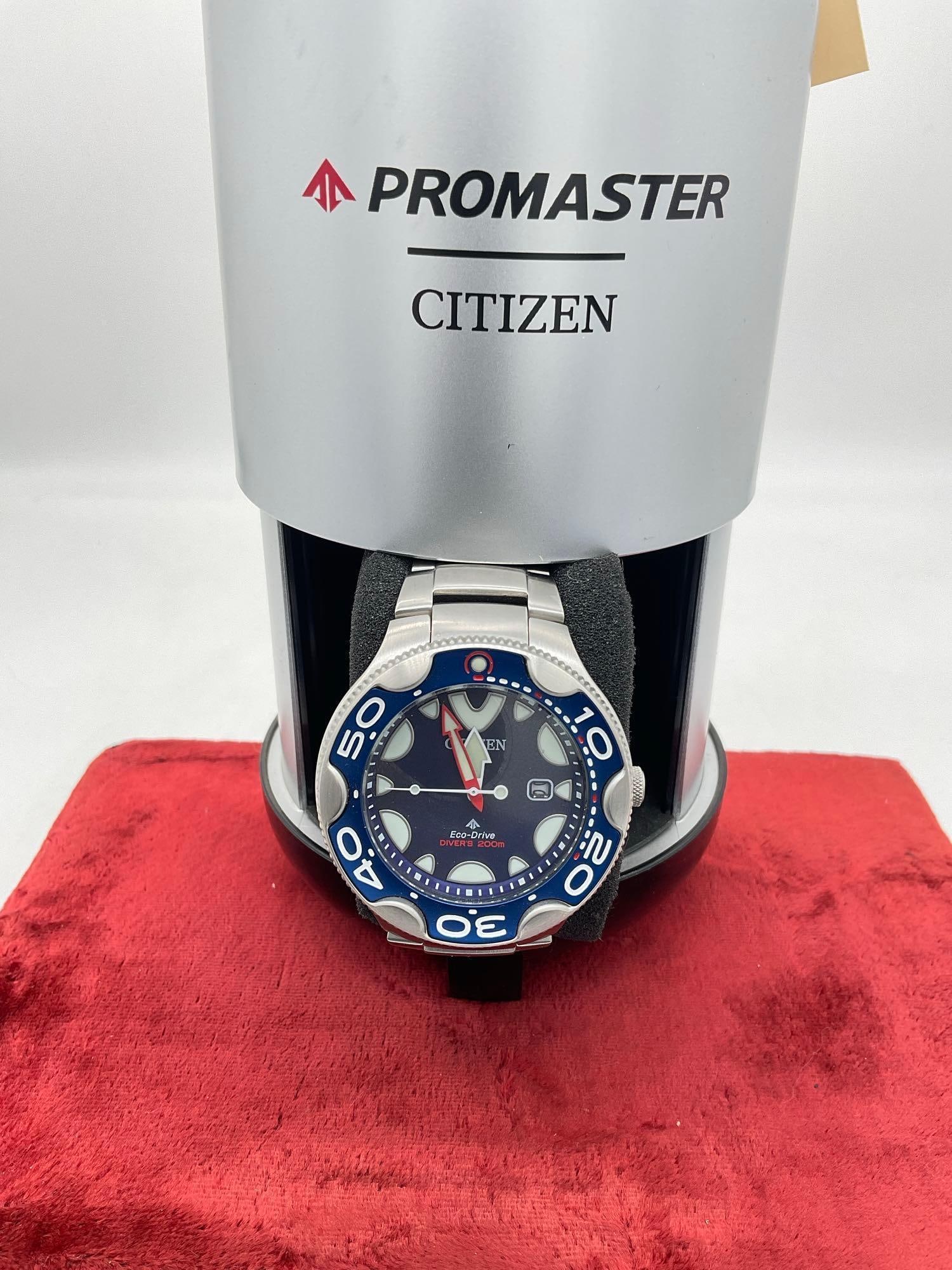 Citizen Promaster eco driver diver's 200m E618-S128714 killer / Orca whale Blue Face Men's watch: 5910 Comes with OG Divers Tank Presentation display, Watch is currently running Sold -As-Is The Citizen Promaster Eco-Drive "Orca" (Reference E168-S128714 , model series BN023x ) is a modern reissue