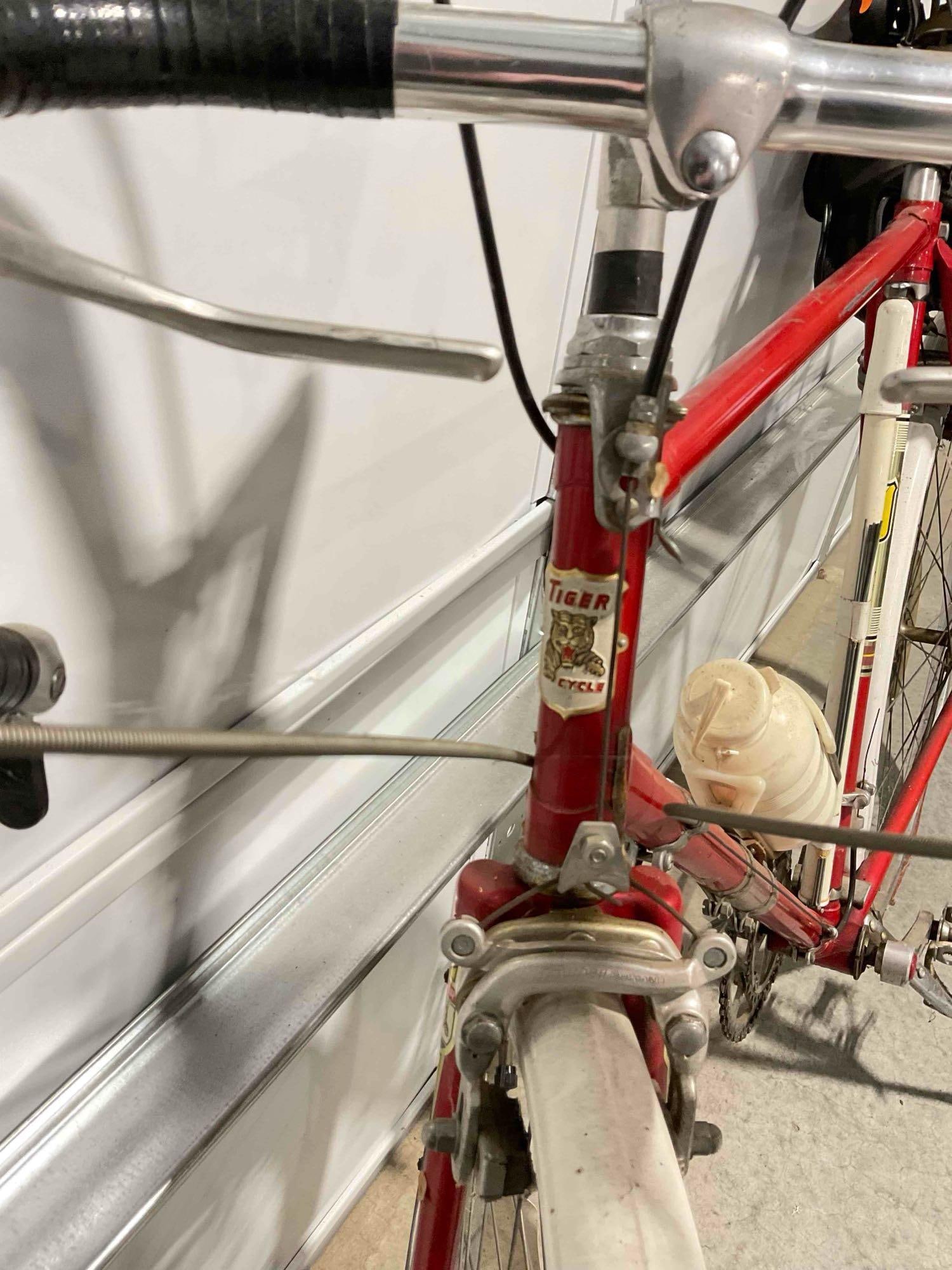 Vintage Schwinn Single Speed Tiger Super Model Deluxe Red Bicycle w/ 27" Wheels. See pics. - 2