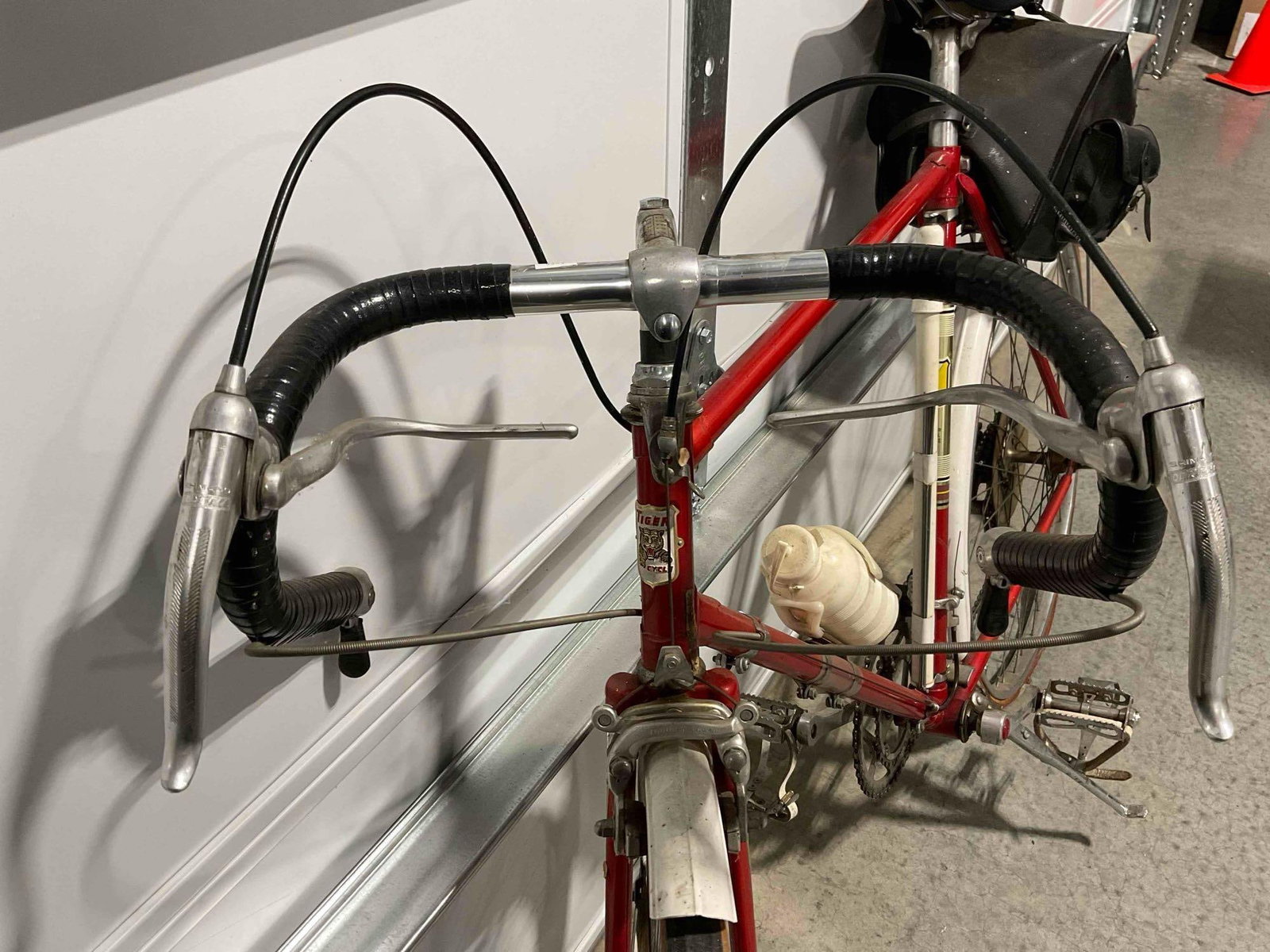 Vintage Schwinn Single Speed Tiger Super Model Deluxe Red Bicycle w/ 27" Wheels. See pics. - 4