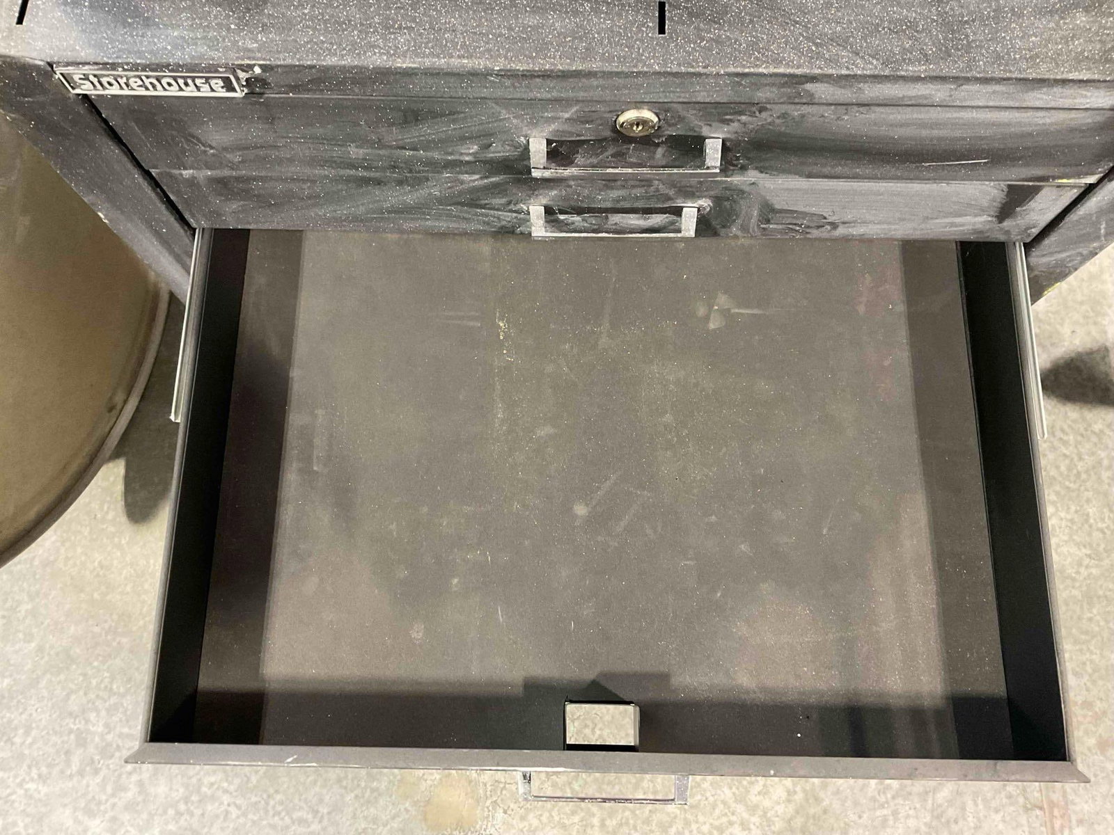 Storehouse Black Metal Rolling Tool Chest w/ 11 Drawers & Uncounted Tool Assortment. See pics. - 9