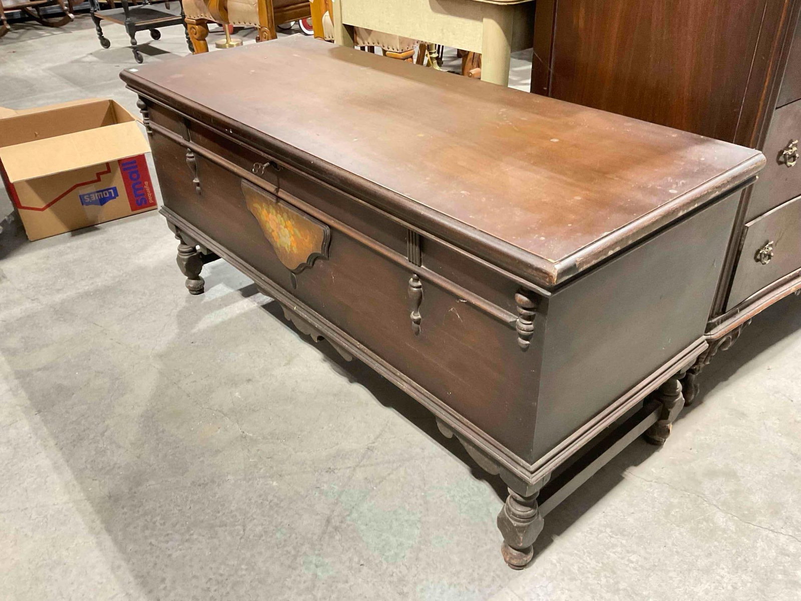 Vintage Lane Cedar Lined Wood Blanket Chest Model 48865 w/ Painted Florals. Fair Condition. - 3