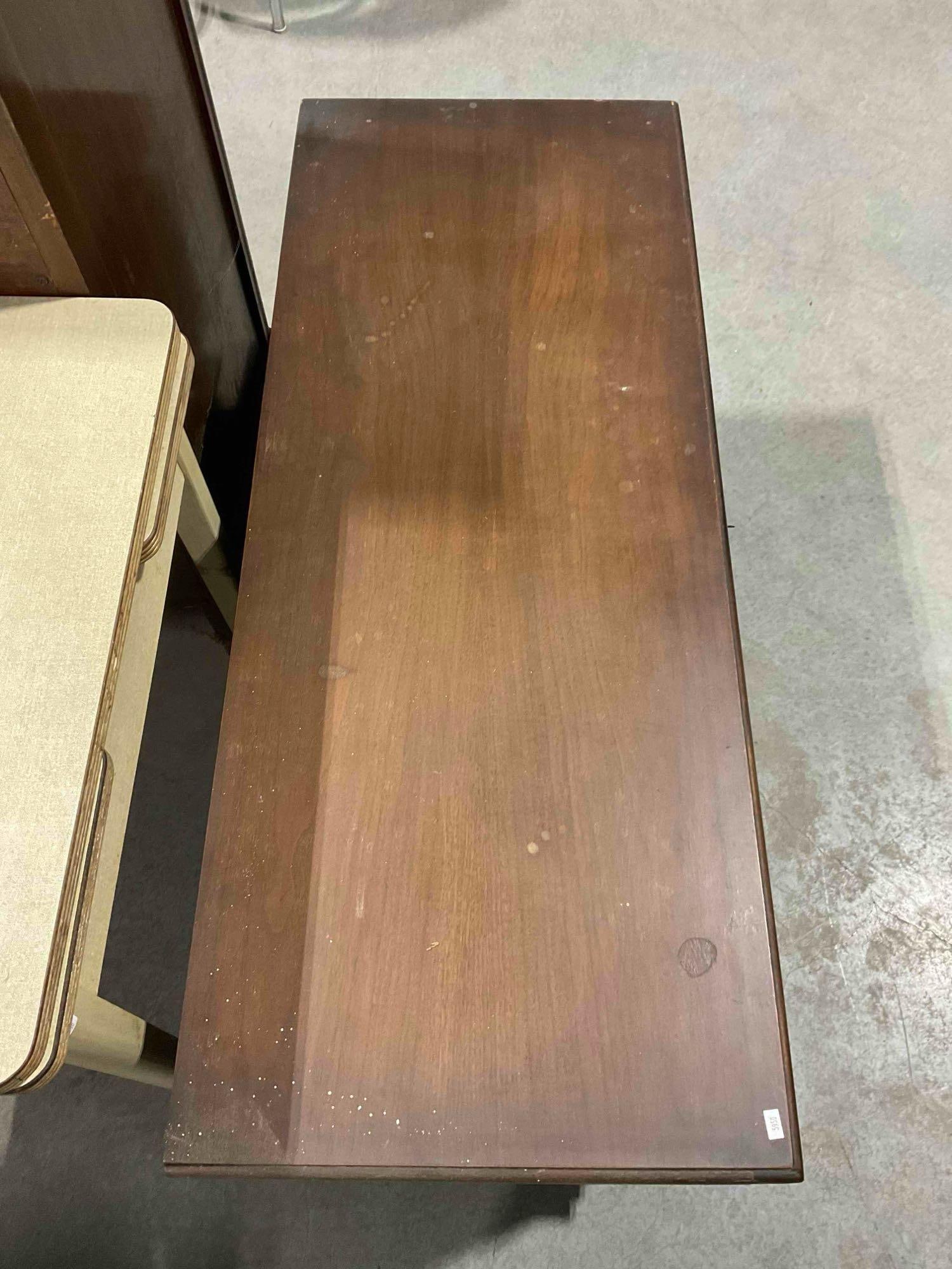 Vintage Lane Cedar Lined Wood Blanket Chest Model 48865 w/ Painted Florals. Fair Condition. - 4