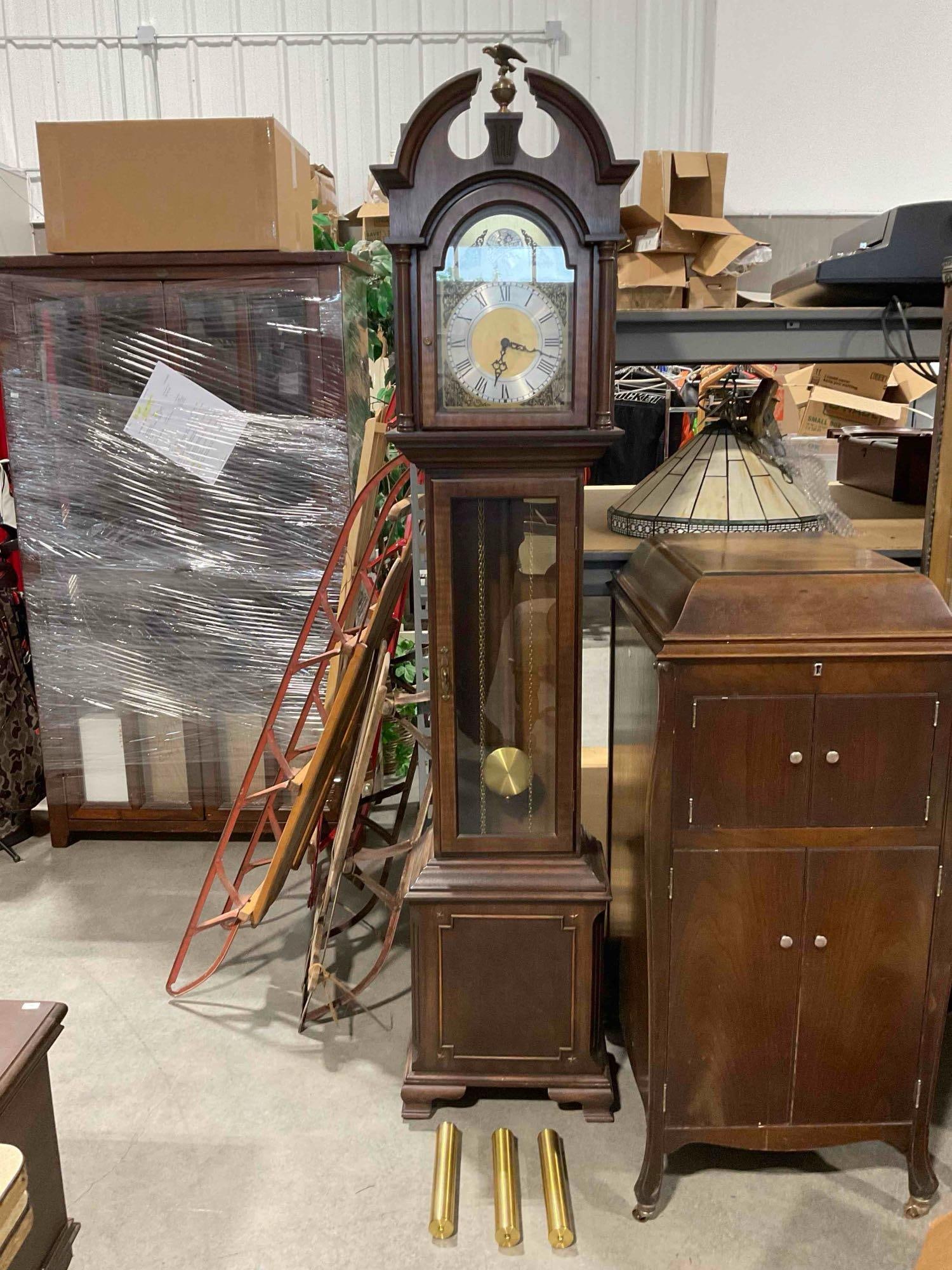 Herschede 8 Day Grandfather Clock Model 607 Lady Shelly w/ Pendulum & Weights. See pics.: Herschede 8 Day Grandfather Clock Model 607 Lady Shelly w/ Pendulum & Weights. Minor wear indicative of age and use, otherwise looks to be in good condition. Measures 16" x 10" x 84"