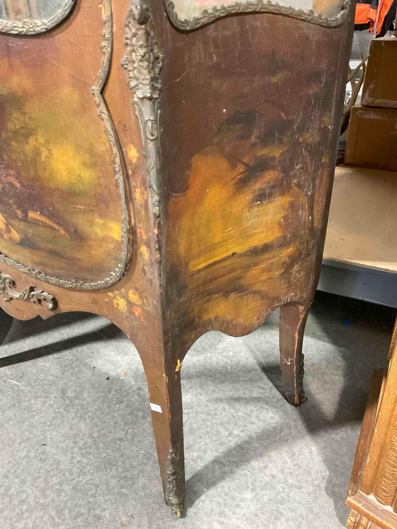 Antique French Vitrine Curio Cabinet w/ Hand Painted Details, Glass Shelves & Metal Accents. - 10