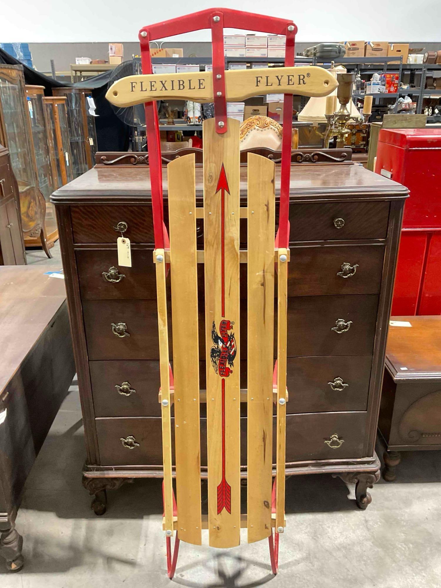 Modern Flexible Flyer Metal & Wood Snow Sled Model 1060. Good Condition. See pics. (1 of 6)