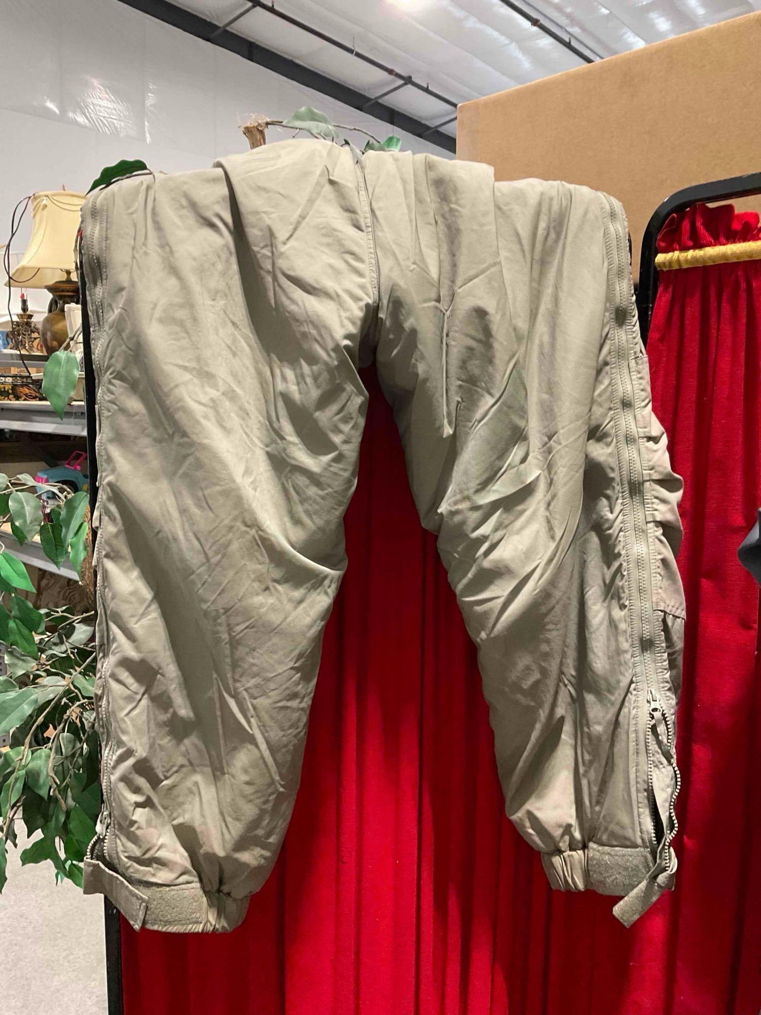 7 pcs Outdoor Gear, incl. Typhoon Wet Suit, CamelBak Water Pack & Much More! See pics. - 10