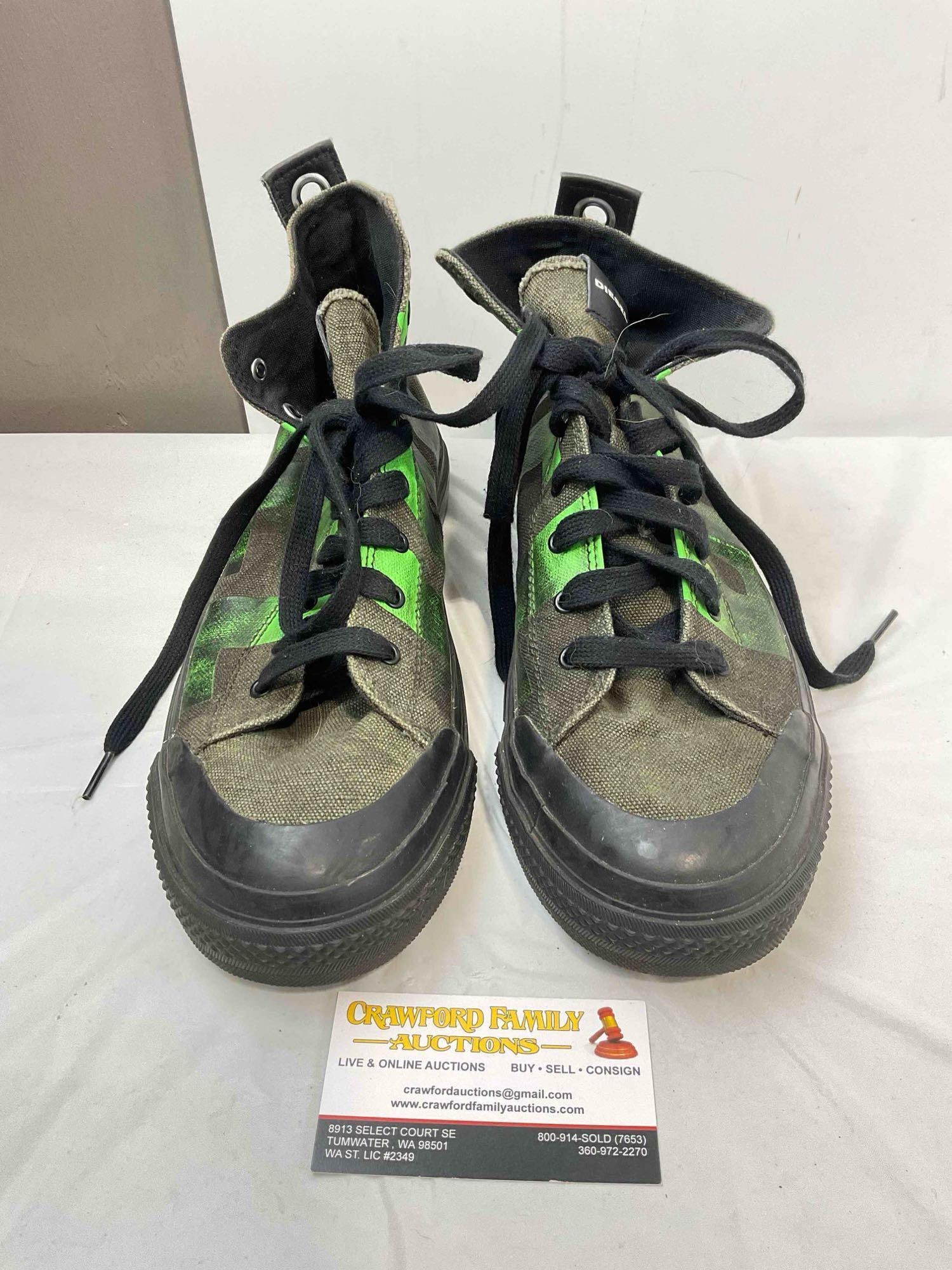 Diesel S-ASTICO MC Green High Top Sneakers in Men's Size US 11. Good Condition. See pics.: Diesel S-ASTICO MC Green High Top Sneakers in Men's Size US 11. RN93243. Good Condition. Minor wear indicative of age and use, otherwise looks to be in good condition. Measures