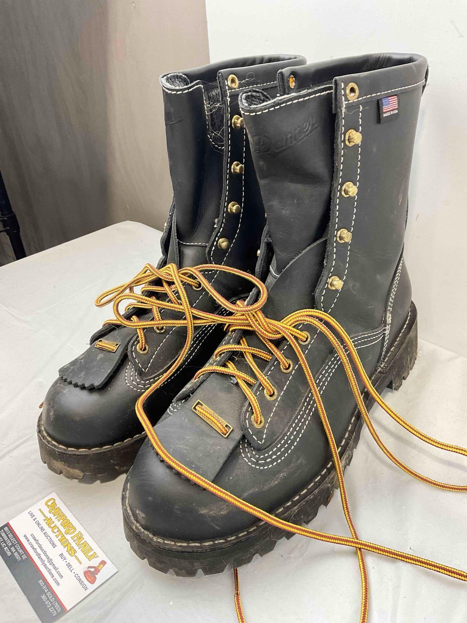 Danner Super Rain Forest 8" Black Leather Work Boots in Men's US Size 11. Good Condition. - 2