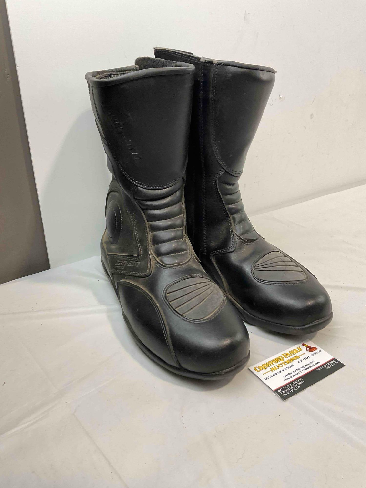 Can-Am 10 Black Leather Motorcycle Boots in Men's Size US 11. Good Condition. See pics. - 2