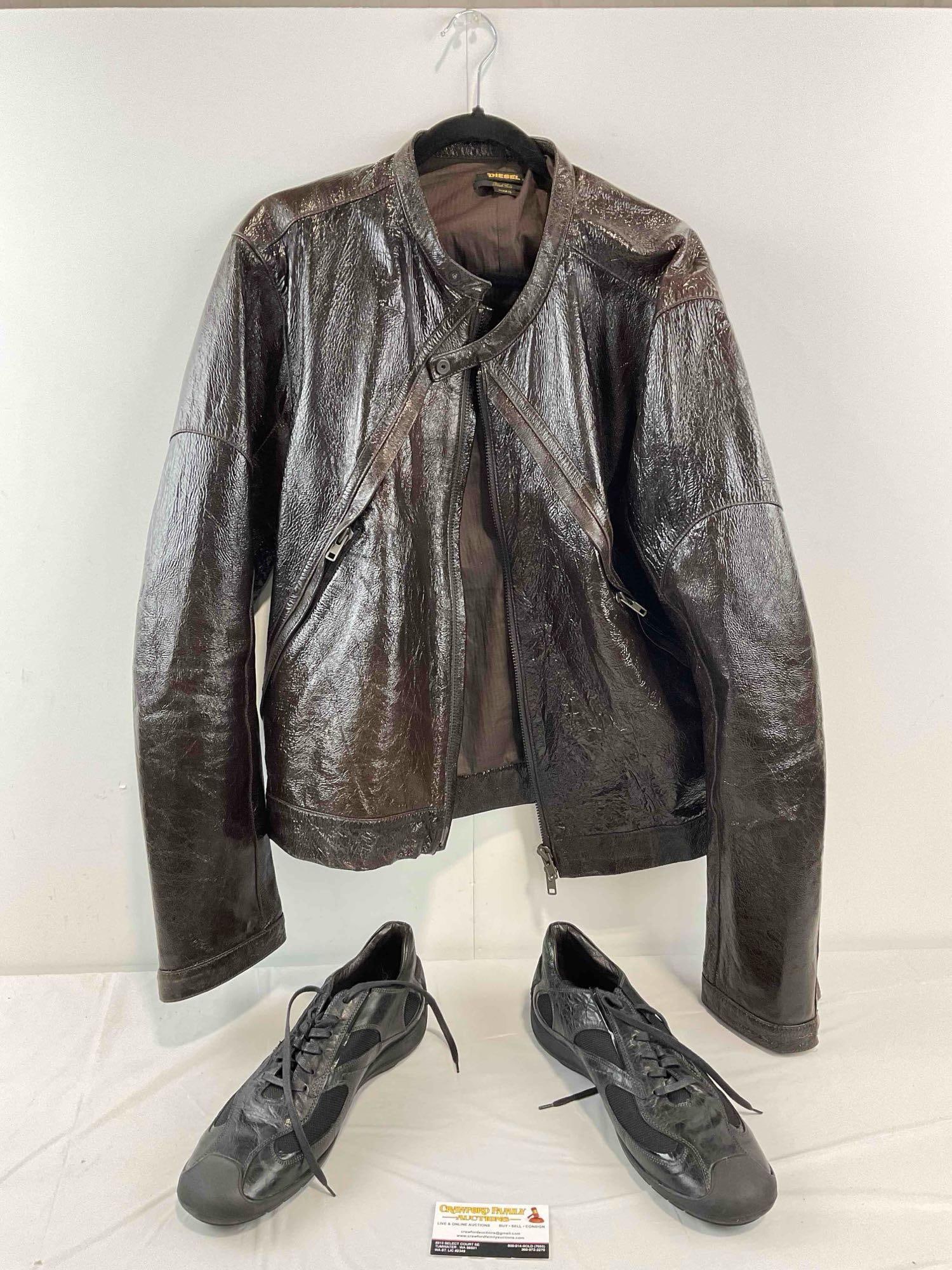 2 pcs Men's Leather Clothing, incl. Diesel Brown Sheep Leather Jacket in Size XXL. See pics.: 2 pcs Men's Leather Clothing, incl. Diesel Brown Sheep Leather Jacket in Size XXL. Also includes pair of Bacco Bucci Black Leather Sneakers in Men's Size 11D. Look to be in good condition. Fits in