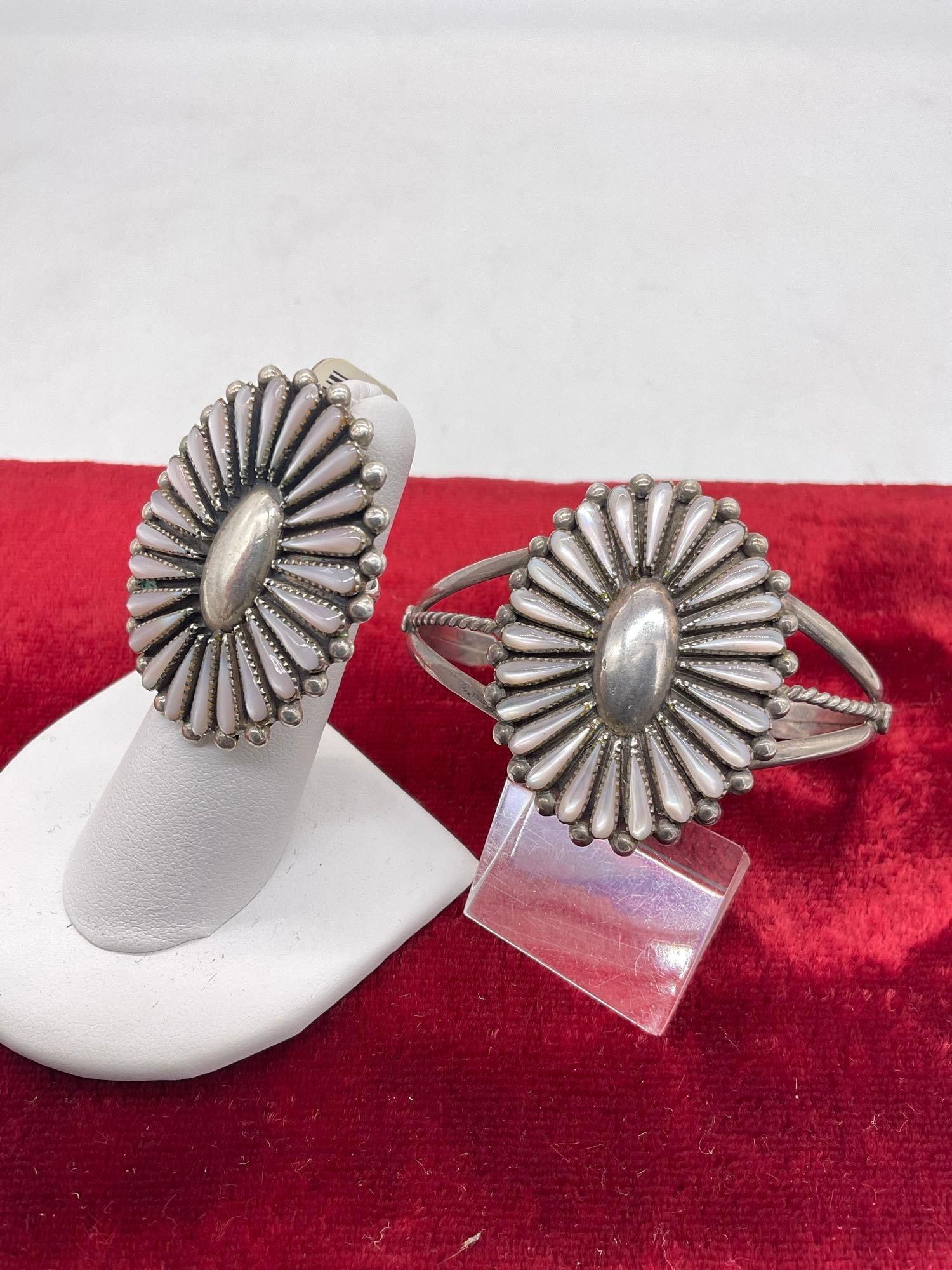 Vintage Sterling silver Cuff bracelet & matching ring w/ floral Motif & Pink Oyster shell Pedals - 3