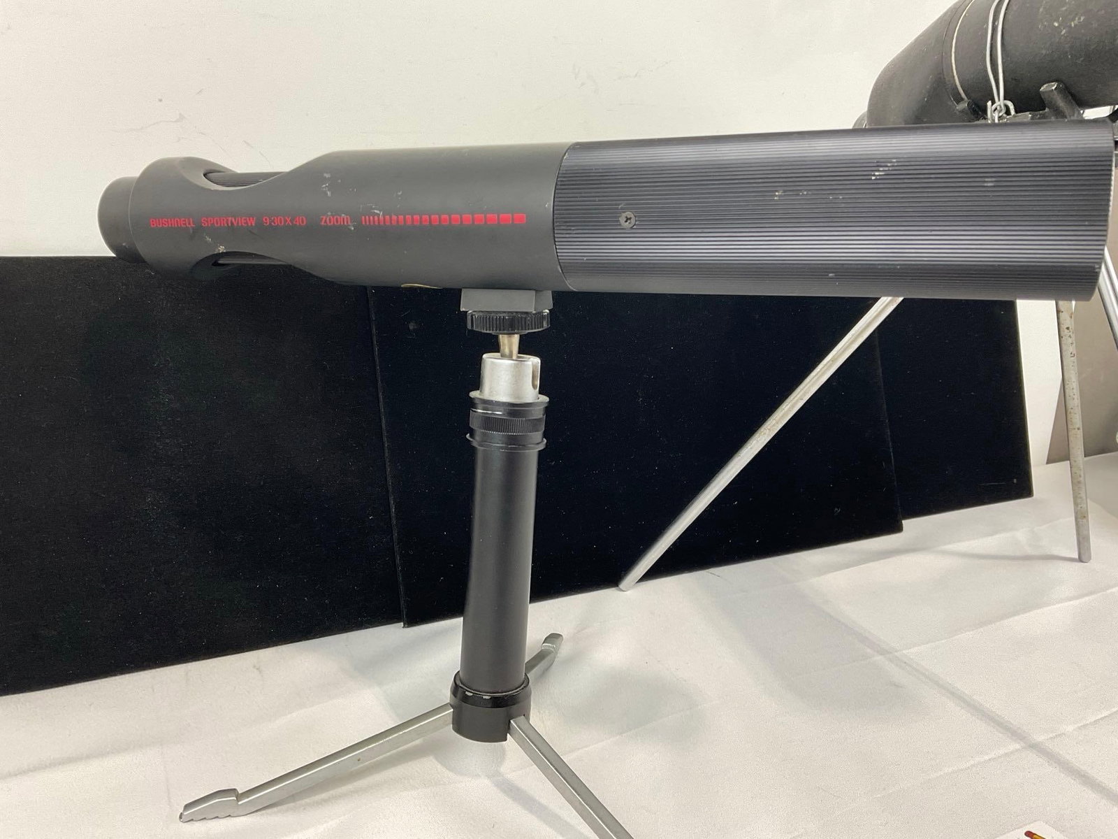 Bushnell Sportview 9-30x40 Zoom & Argus Super Grade 20x Spotting Scopes - 2
