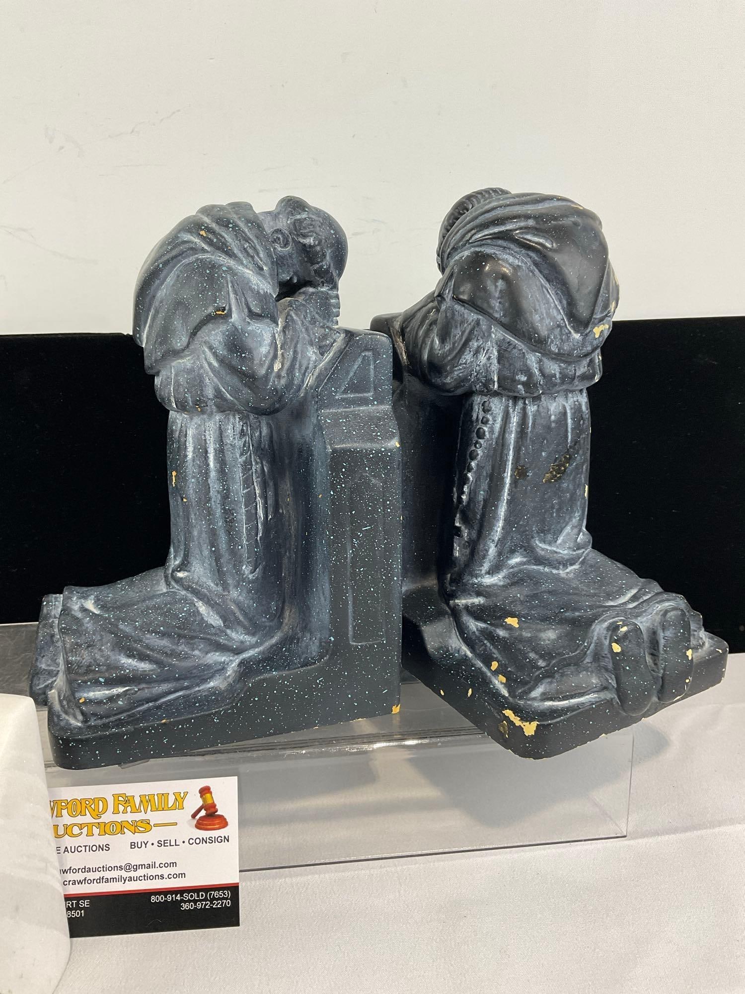 Pair of White Marble Italian Bird Bookends & Pair of Monks Kneeling Composite Bookends - 5