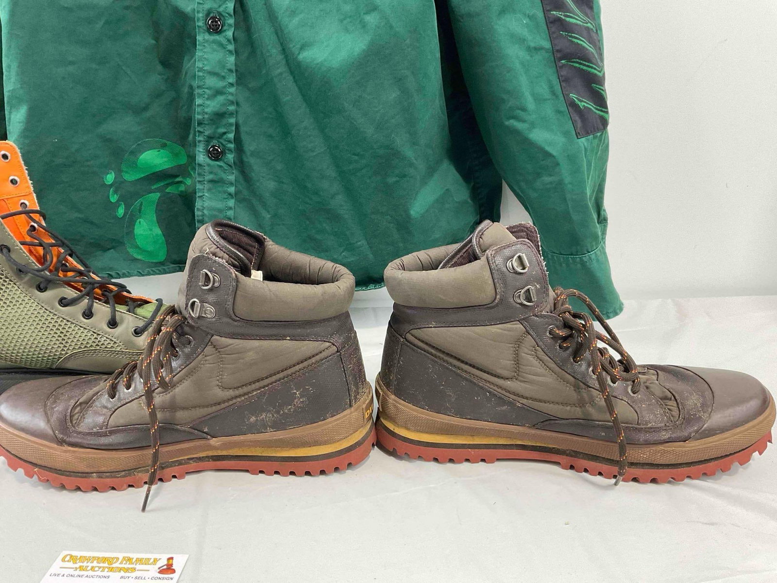 3 pcs Diesel Men's Clothing, incl. XL Green Shirt, 2 Pairs of Size Men's US 11 Boots. See pics. - 8