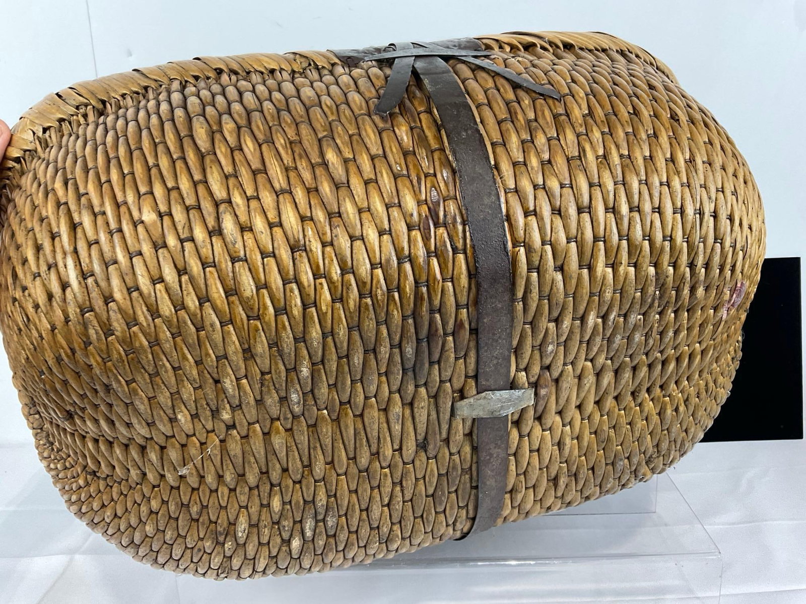Vintage 1950s Chinese Woven Willow Gathering Basket, Bent Wood Handle w/Iron hardware - 6