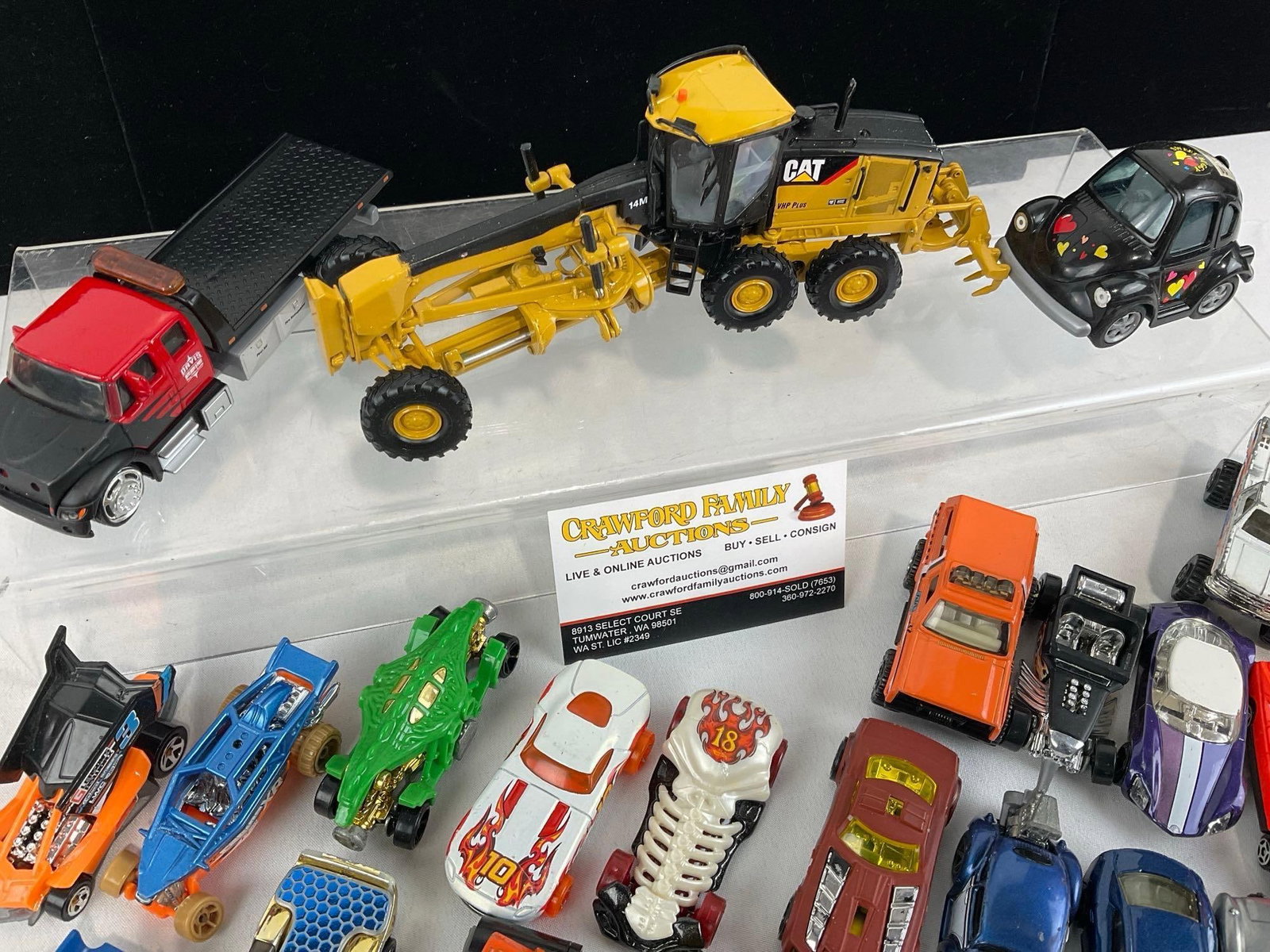 Collection of approx 60 Hot Wheels & Matchbox Cars, variety of pieces - 5