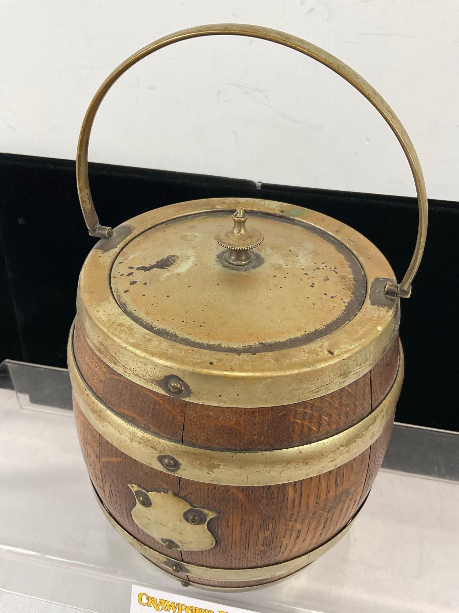 Antique 1920s Danier & Arter Silver Plated Banded Wooden Biscuit Barrel w/Ceramic Liner Inside - 2