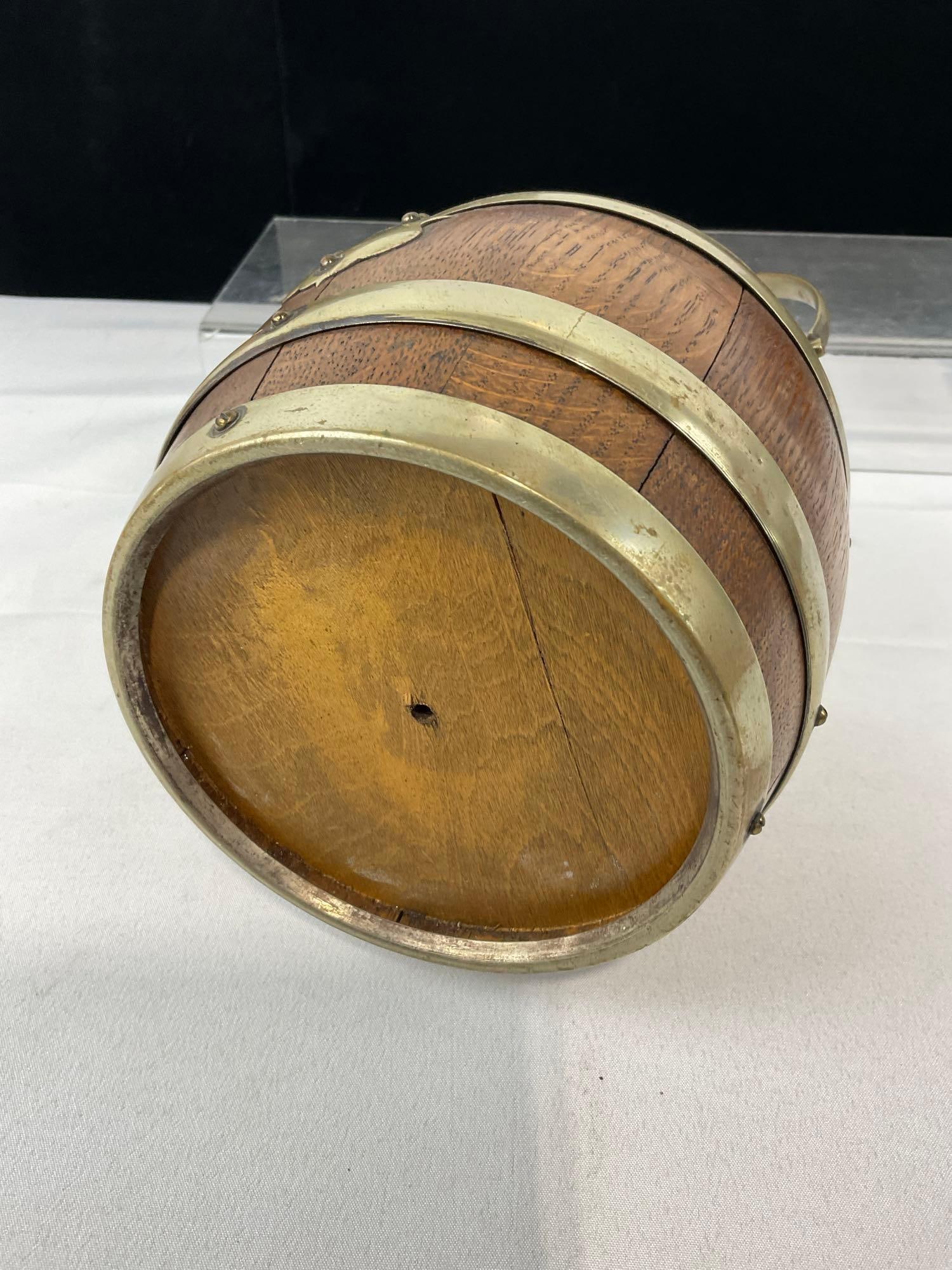 Antique 1920s Danier & Arter Silver Plated Banded Wooden Biscuit Barrel w/Ceramic Liner Inside - 6