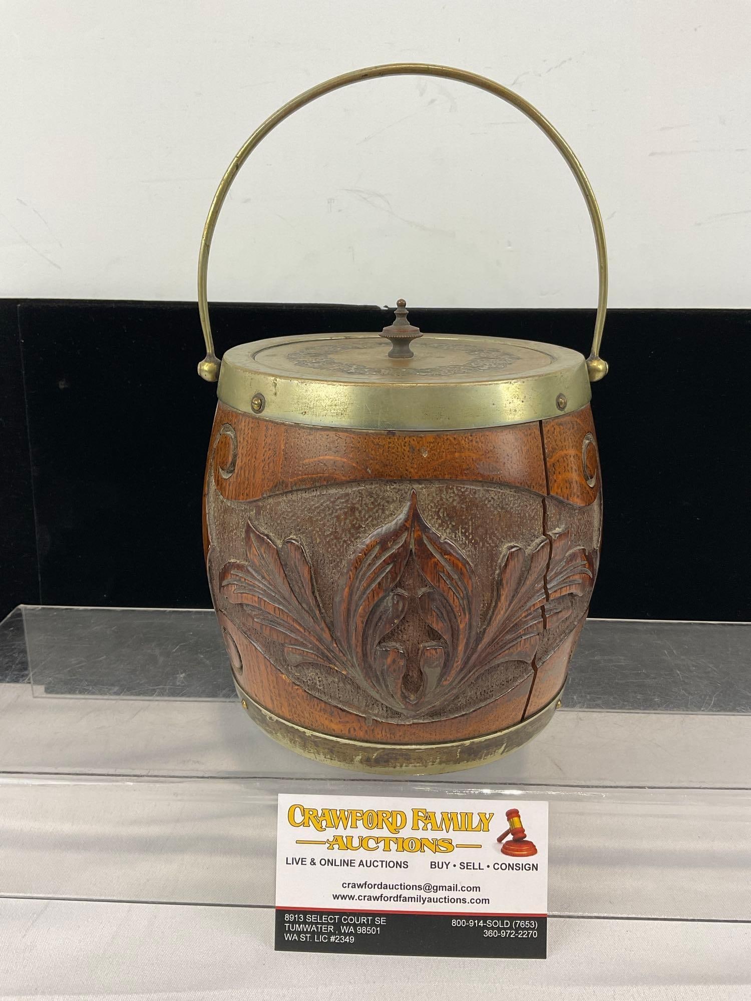 Antique Danier & Arter Silver Plated Carved Wooden Biscuit Barrel (1 of 4)