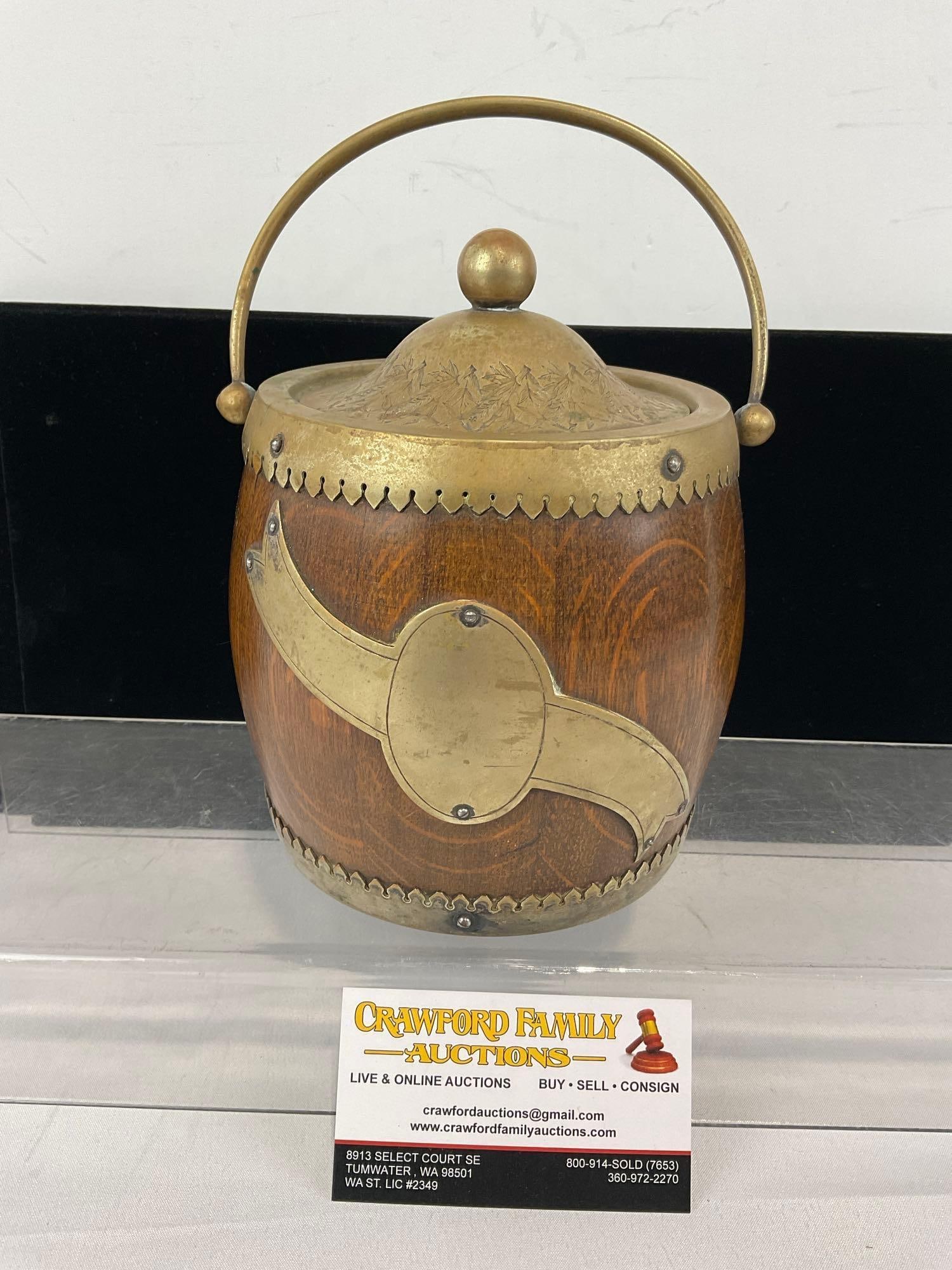 Danier & Arter Silver Plated Banded Wooden Biscuit Barrel w/Ceramic Liner, 6h x 7w x 7d inches: Appears to be in good shape. The piece measures approx 6h x 7w x 7d inches. See pics. E-5860