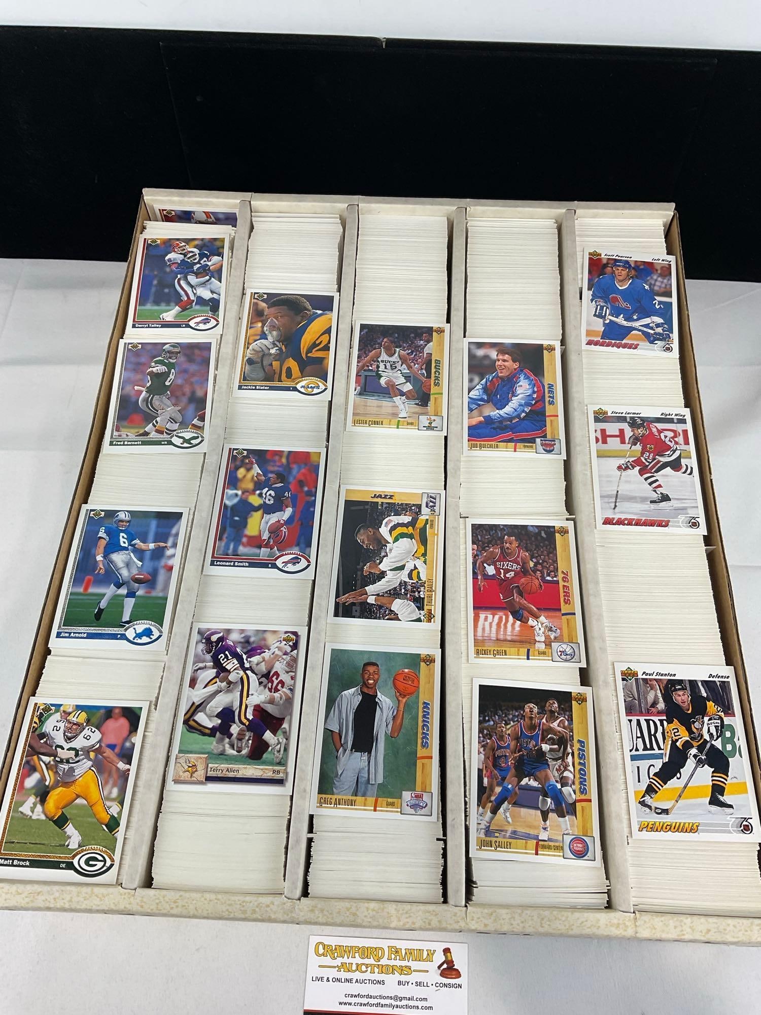 Box of Vintage 5k Sports Cards, 91-93 Football, Basketball, & Hockey, Upper Deck, & more - 2