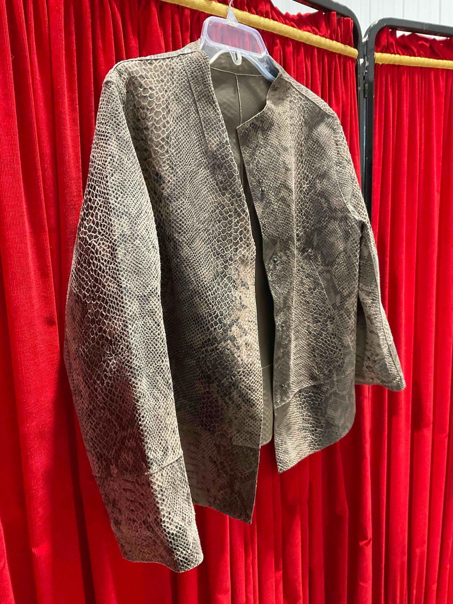Hand Made Beige Leather Ladies Jacket w/ Faux Snakeskin Print. Good Condition. See pics. - 2